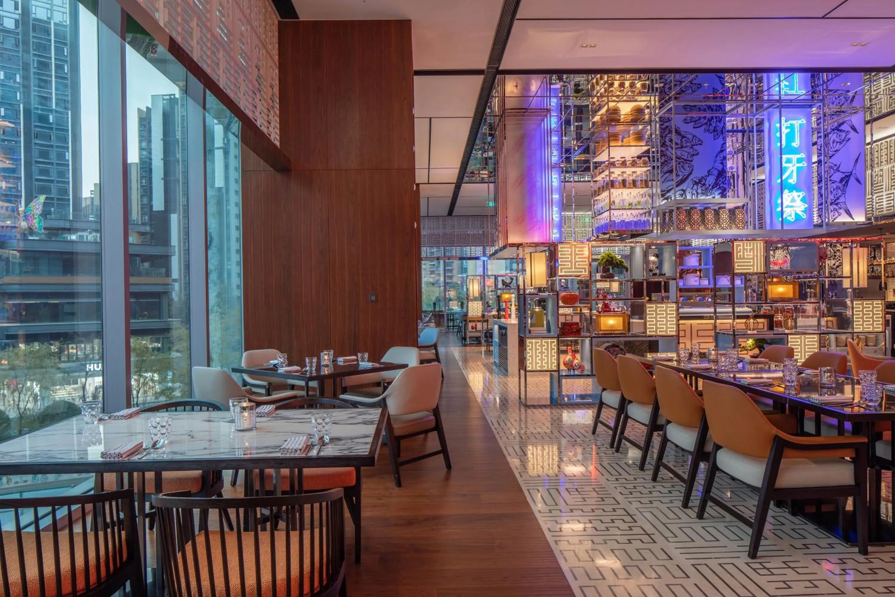 Restaurant/places to eat in W Chengdu