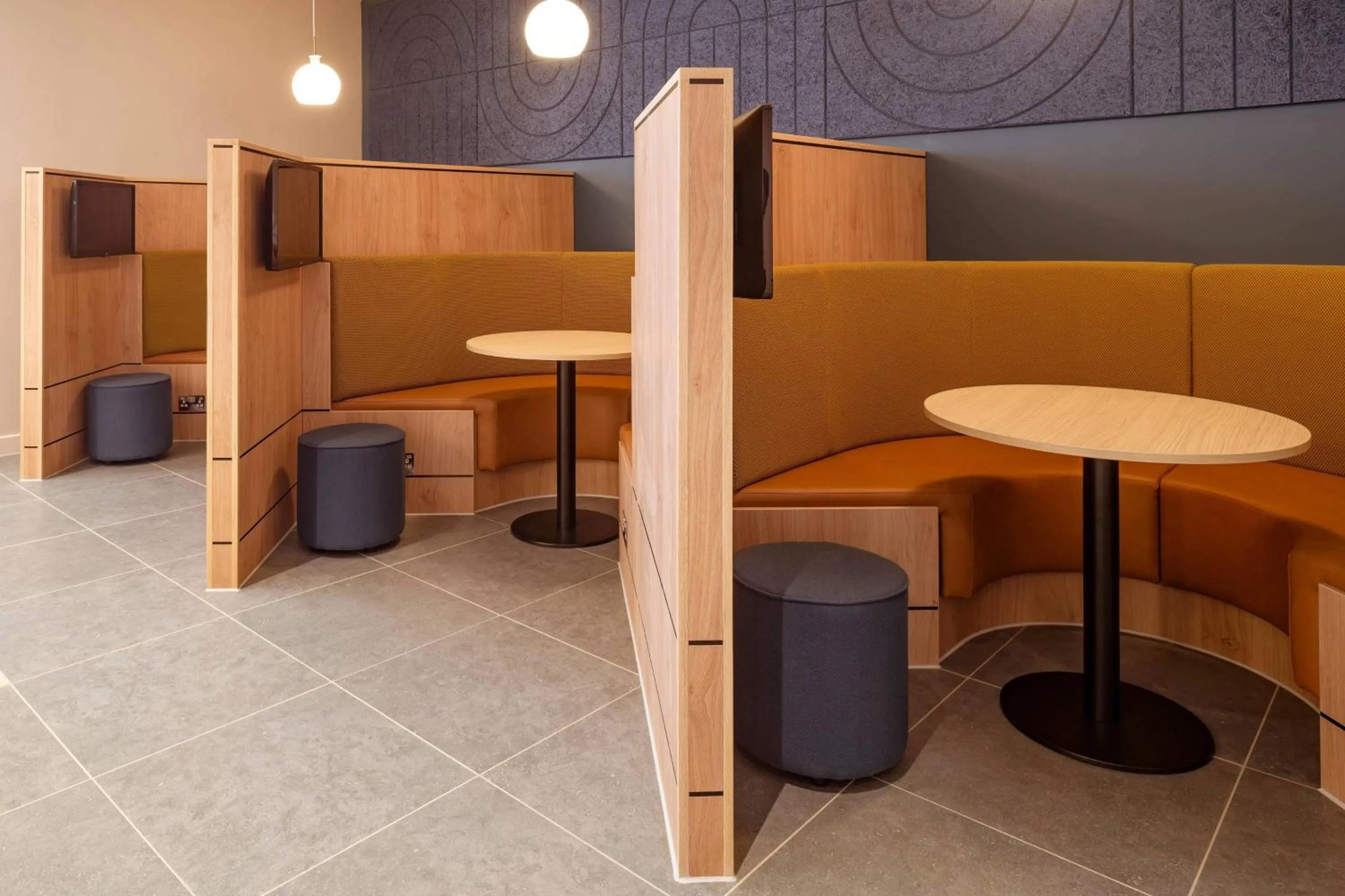 Restaurant/places to eat in Courtyard by Marriott Stoke on Trent Staffordshire