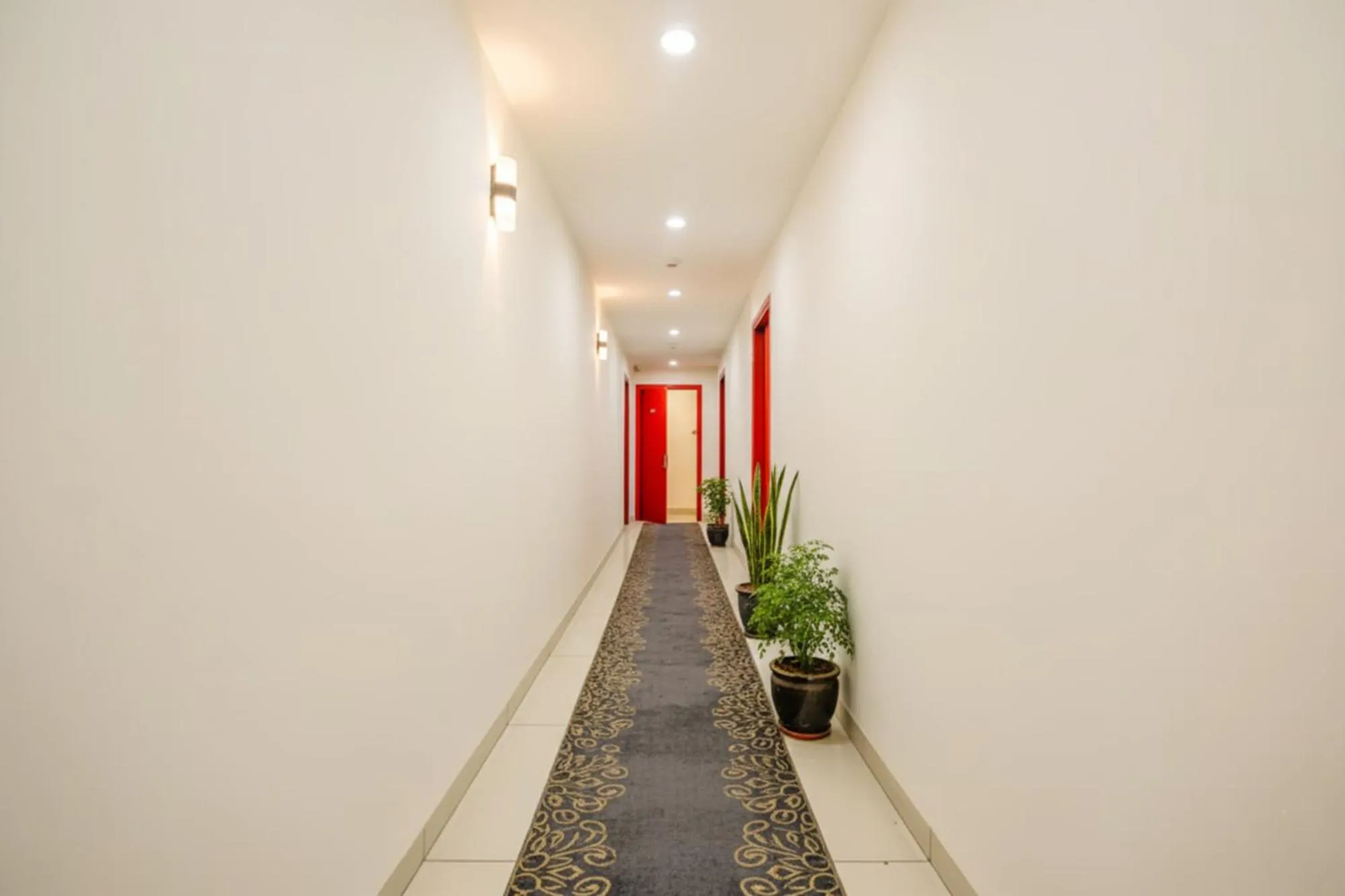 Lobby or reception in FabHotel Pride Inn - Nr TCS Deccan Park, Hitech City