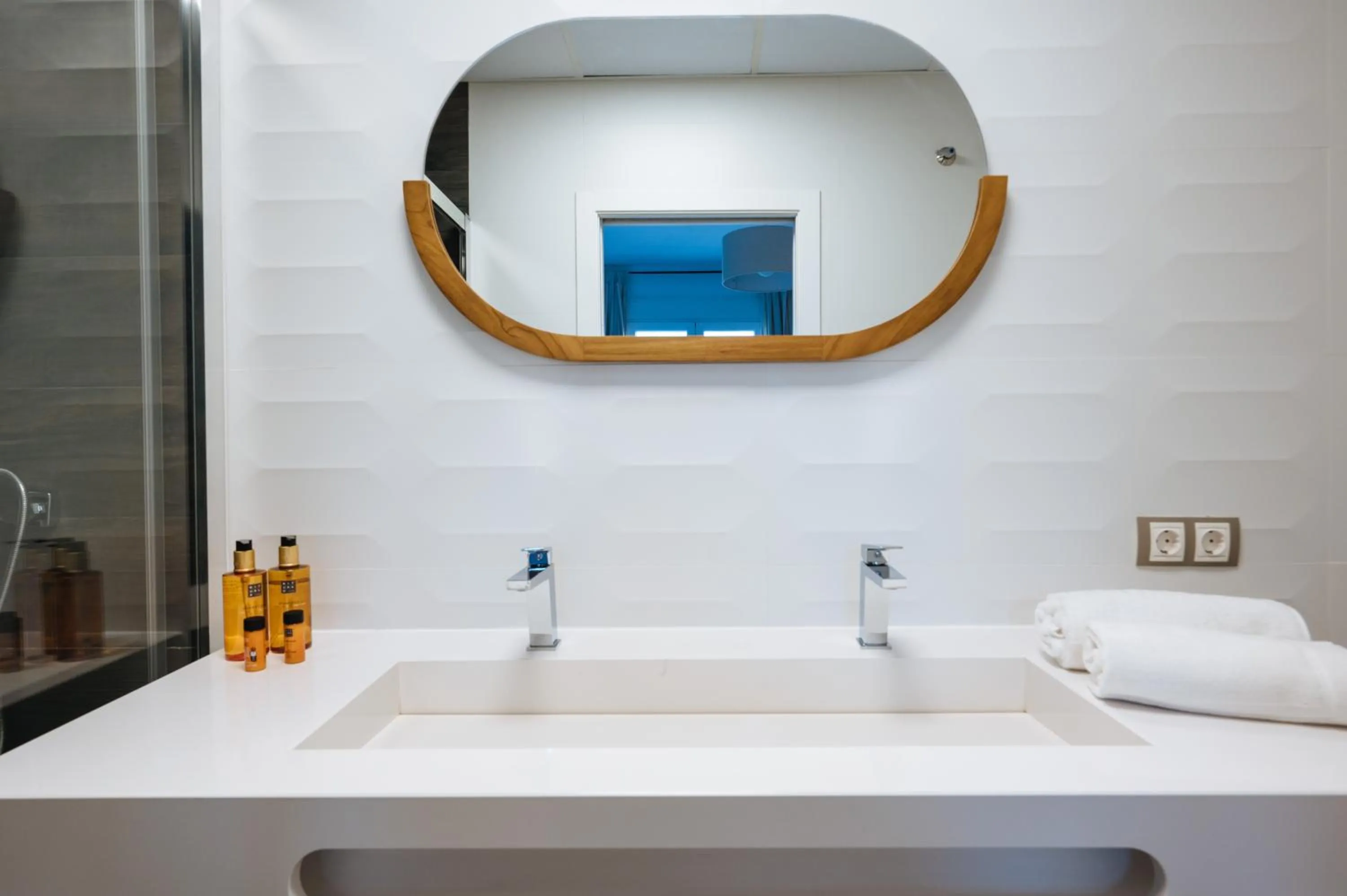 Bathroom in Apartamentos "El Escondite de Triana"