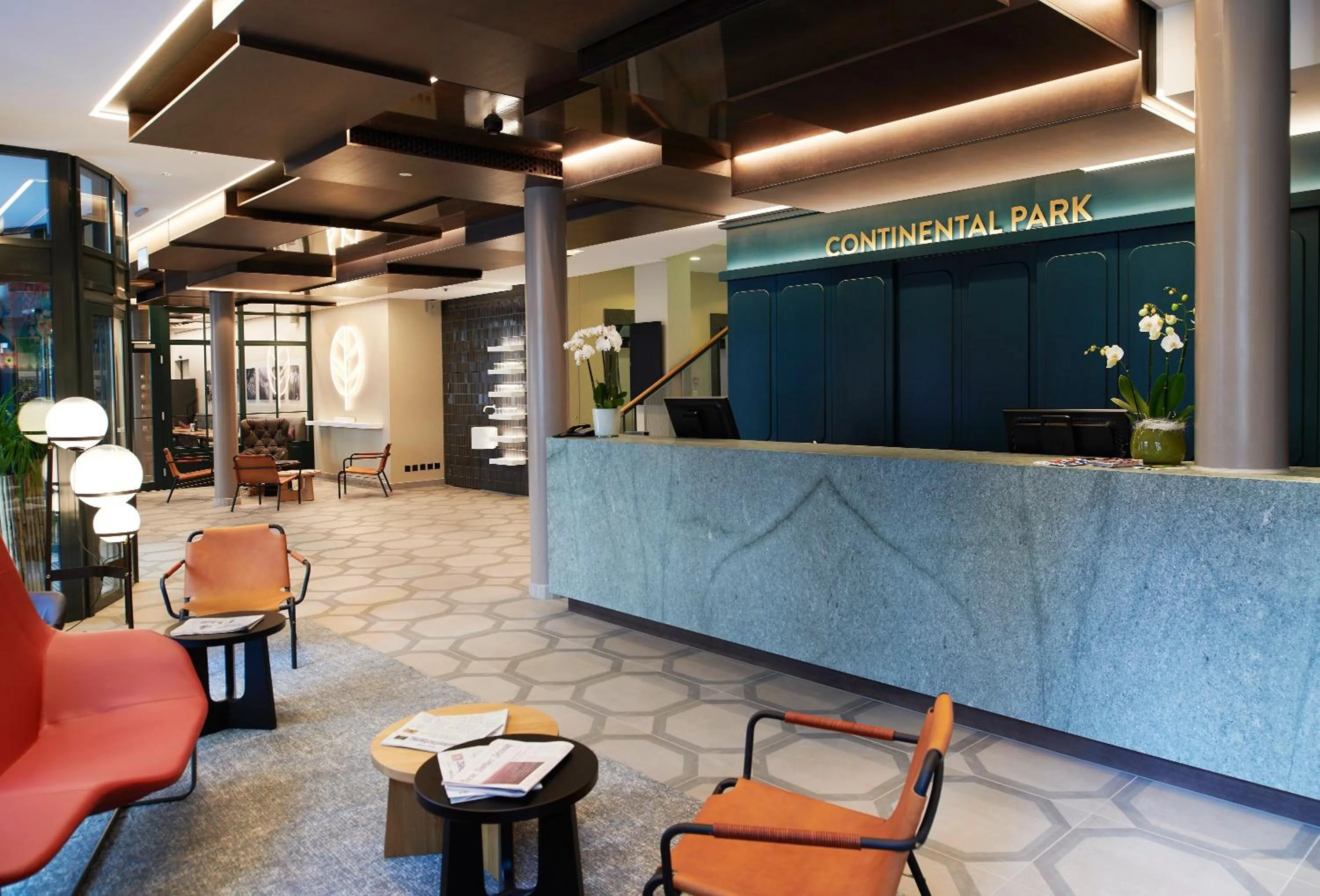 Lobby or reception in BOUTIQUE Hotel by Continental Park