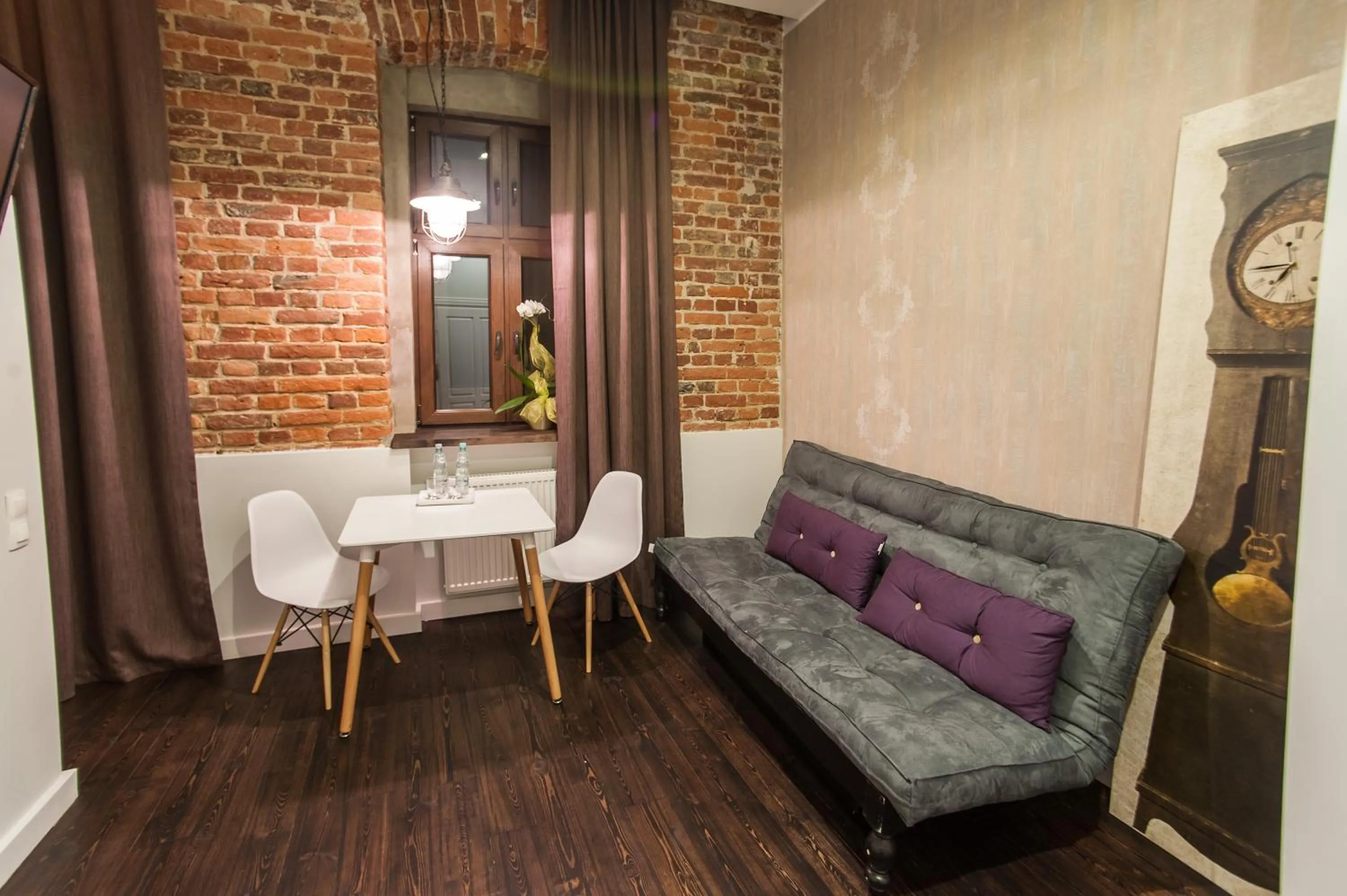 Seating area in Good Time Aparthotel