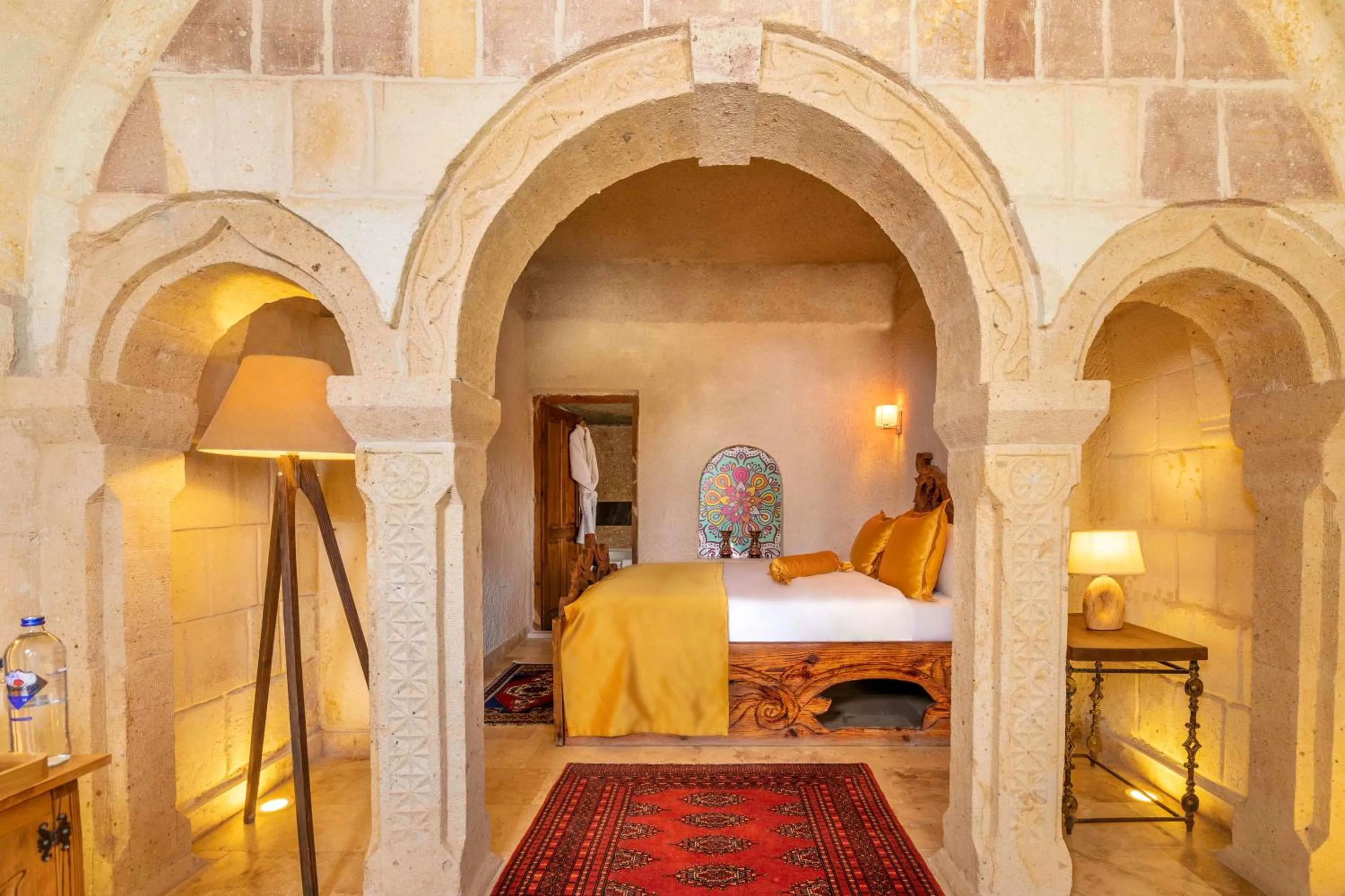 Massage in Helen Cave Suites