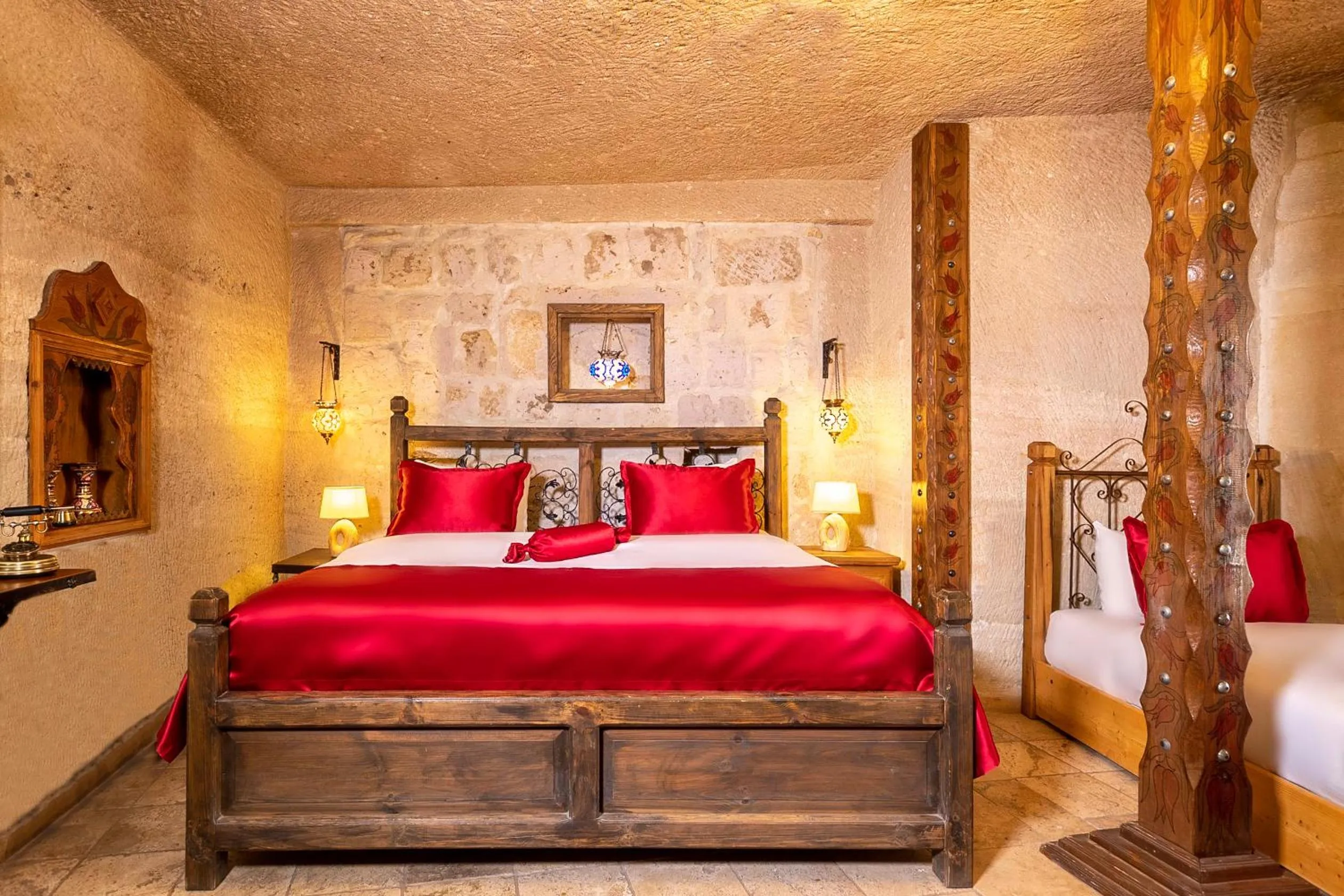 Bed in Helen Cave Suites