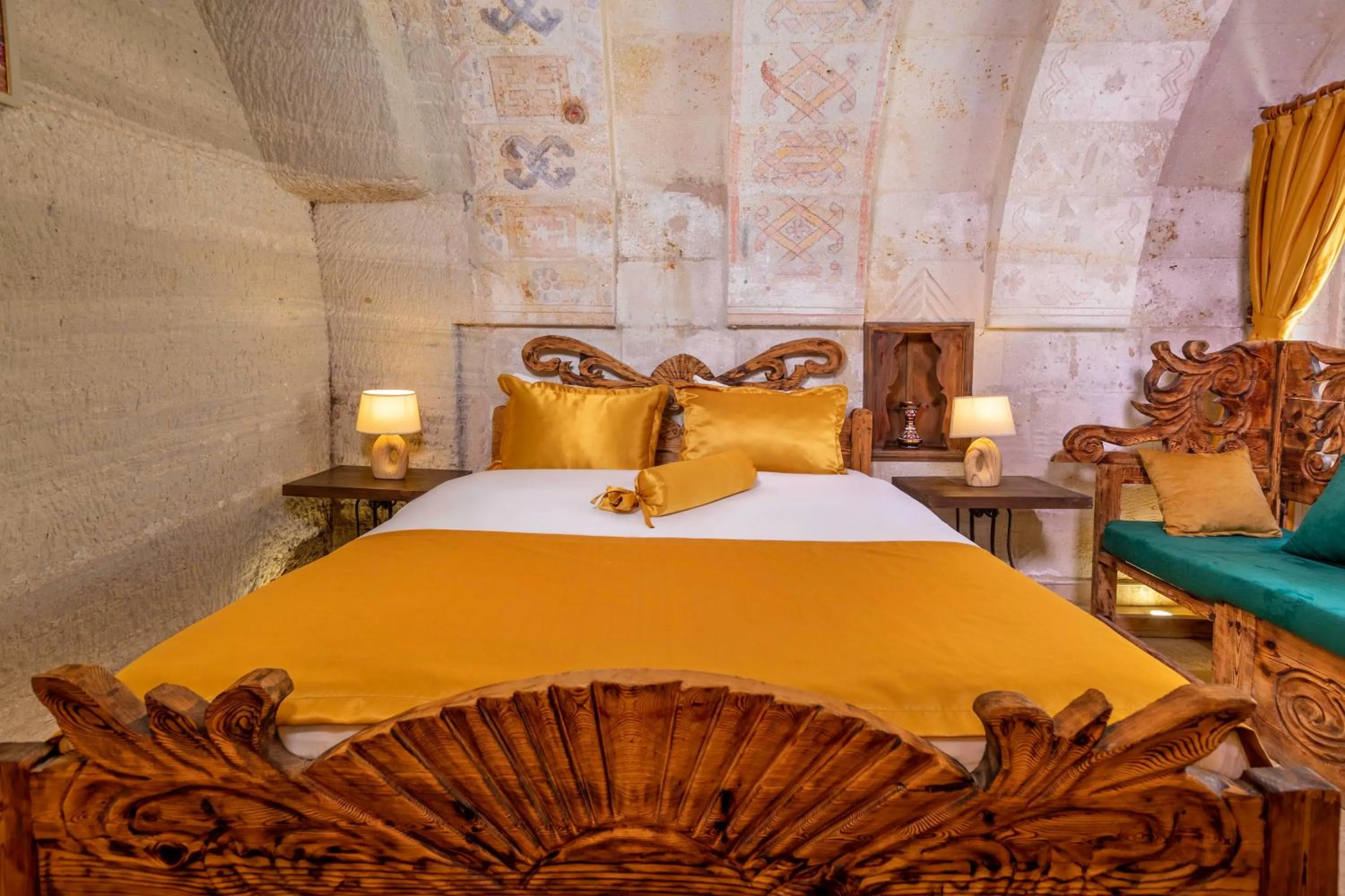 Bed in Helen Cave Suites