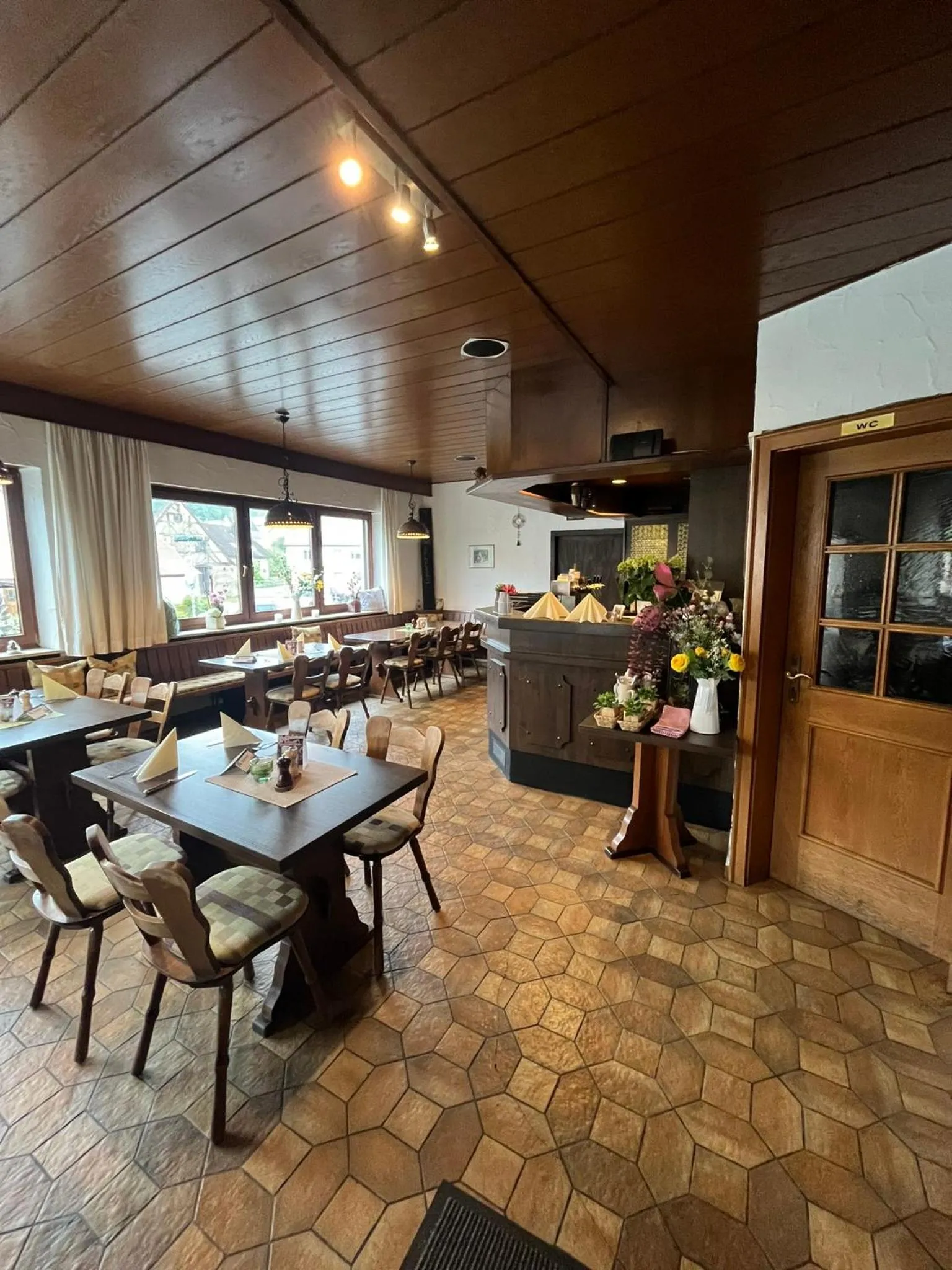 Restaurant/places to eat in Hotel-Landpension Postwirt