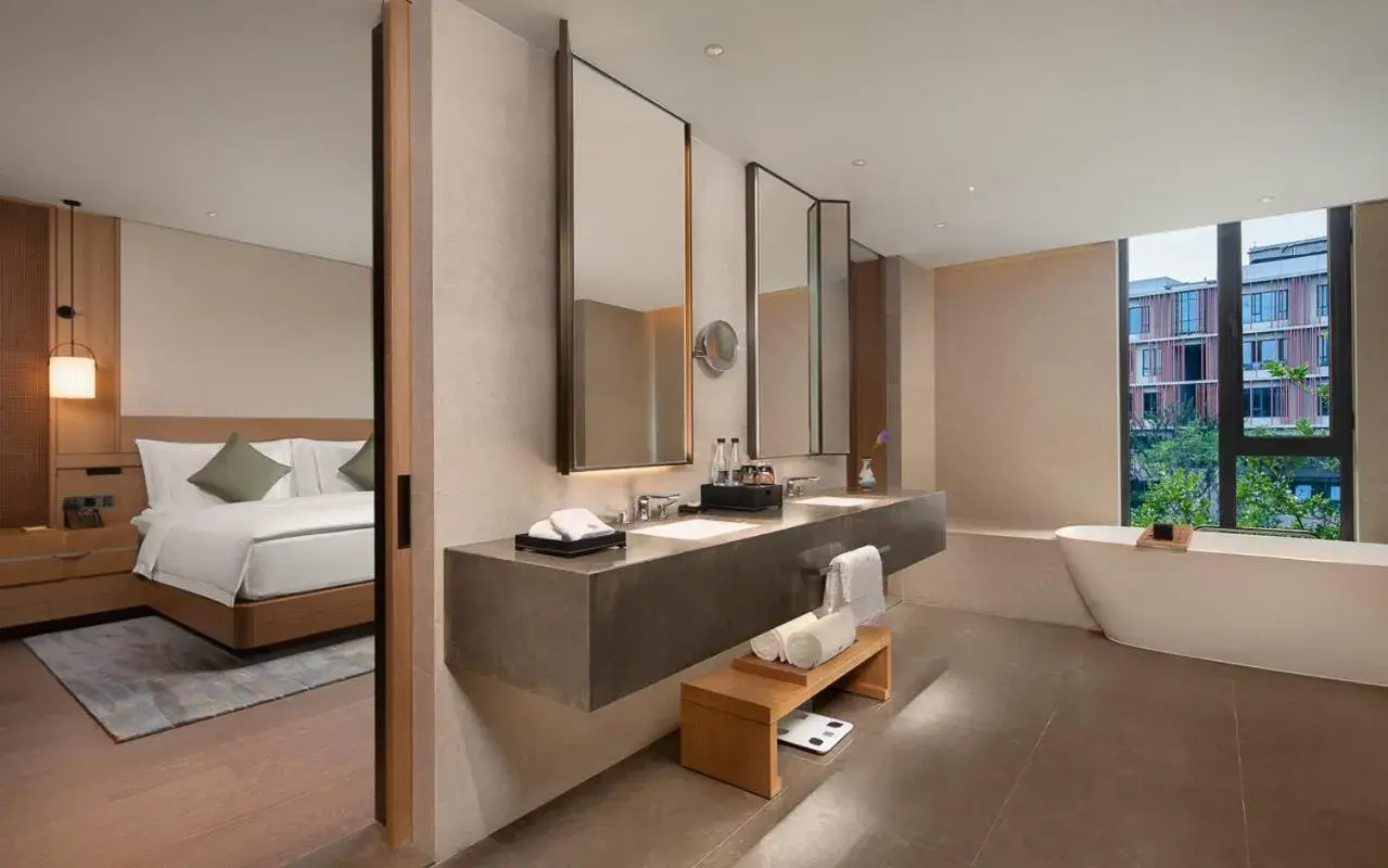 Premium King Room in Grand WUJI Hotel, in The Unbound Collection by Hyatt Premium King Room in Grand WUJI Hotel, in The Unbound Collection by Hyatt