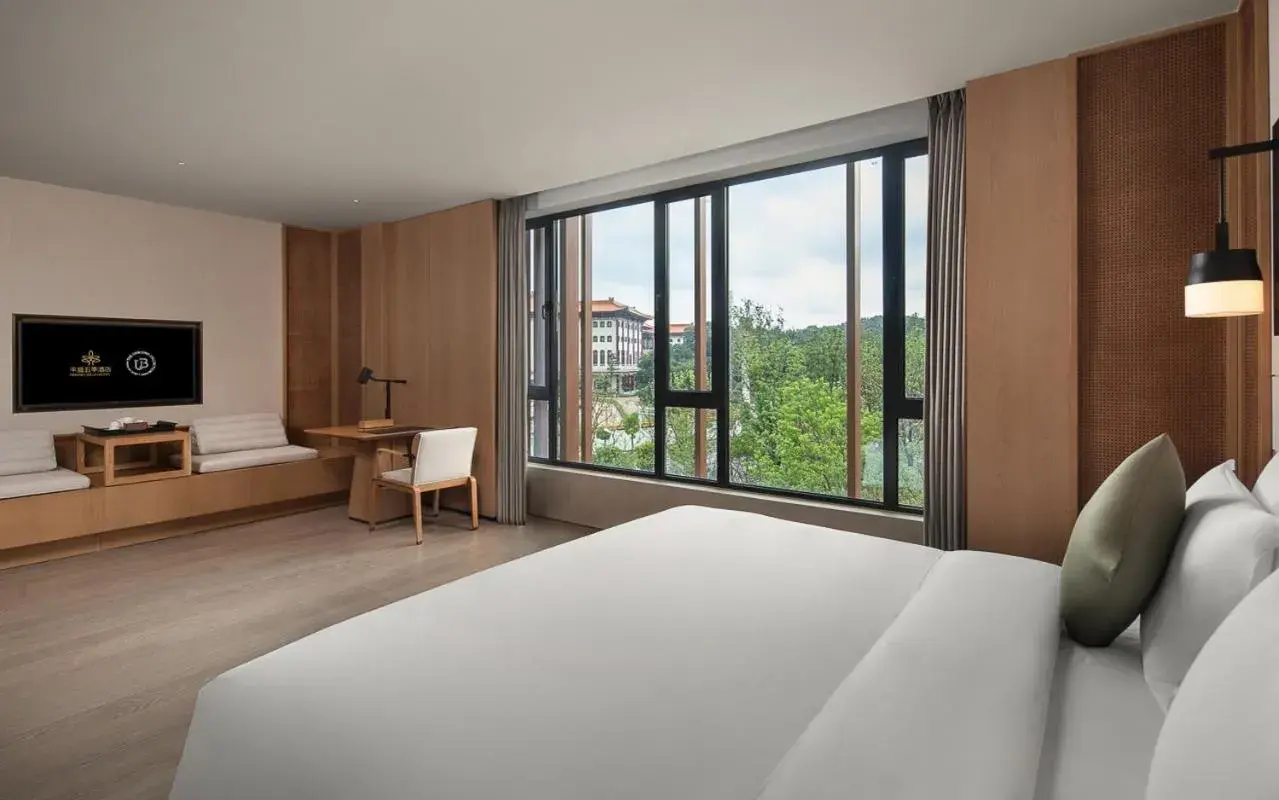 King Room - Club Access in Grand WUJI Hotel, in The Unbound Collection by Hyatt King Room - Club Access in Grand WUJI Hotel, in The Unbound Collection by Hyatt