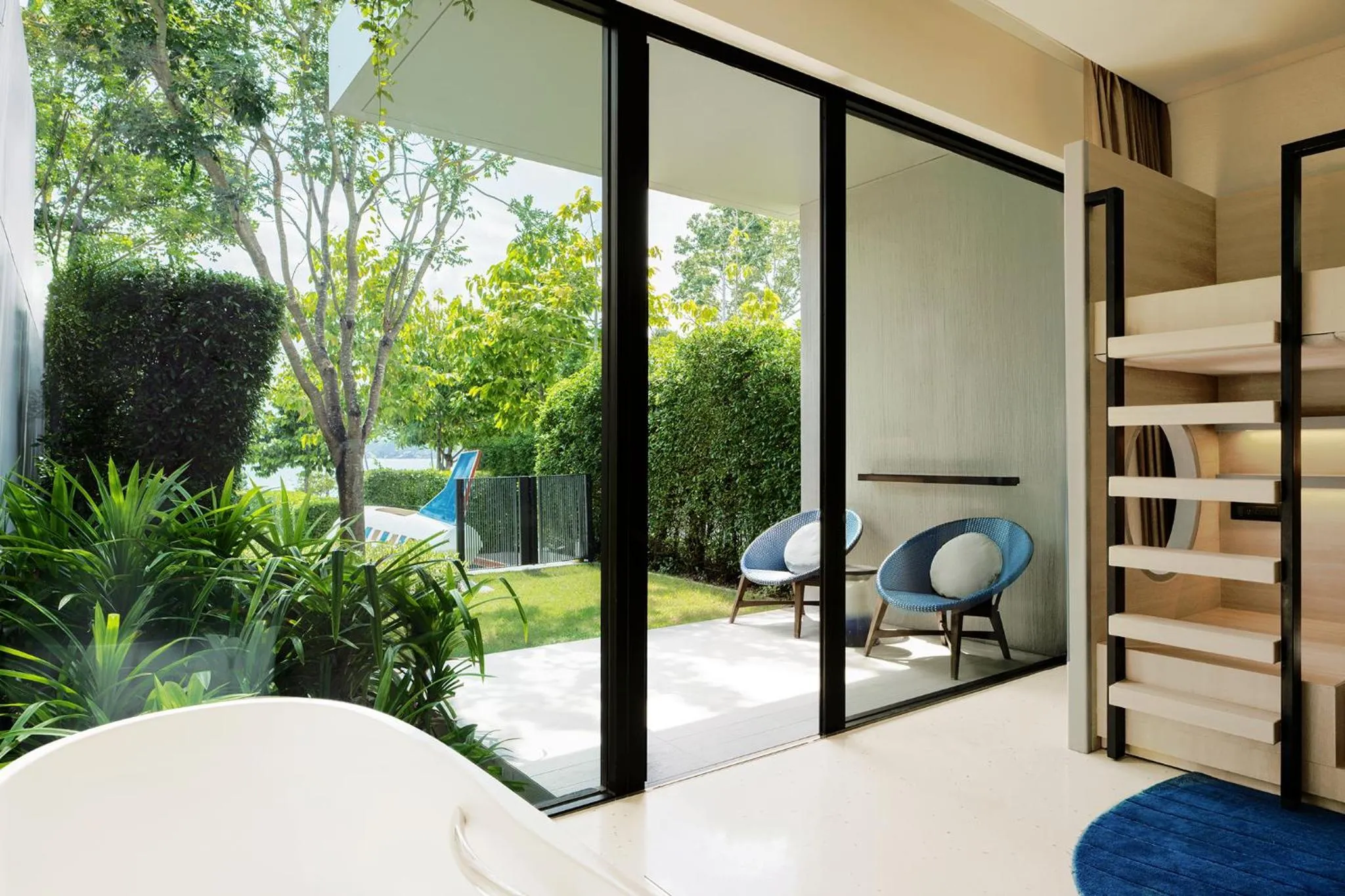 Garden view, Bed in Hyatt Regency Koh Samui