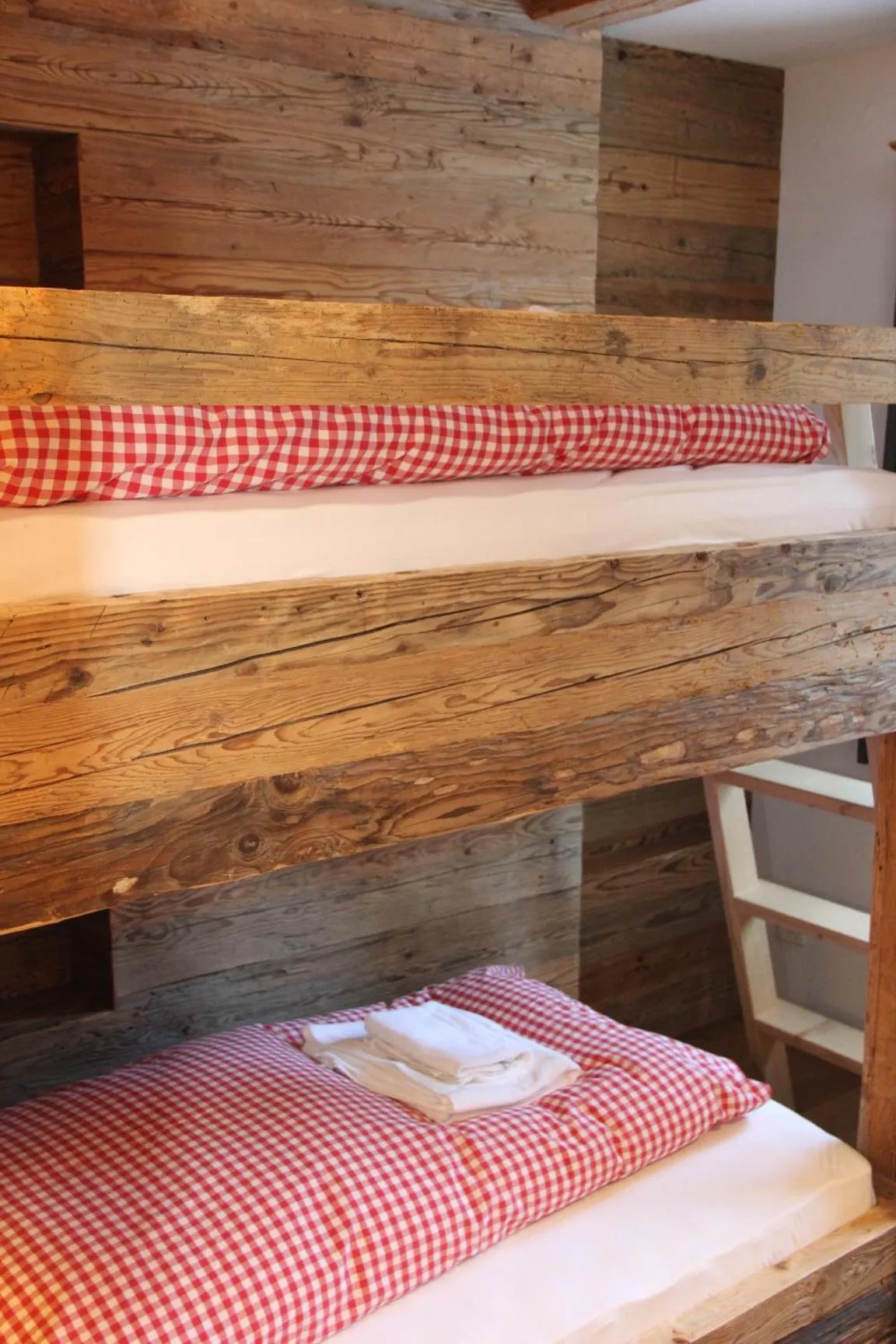 Bed in Erezsässhütte