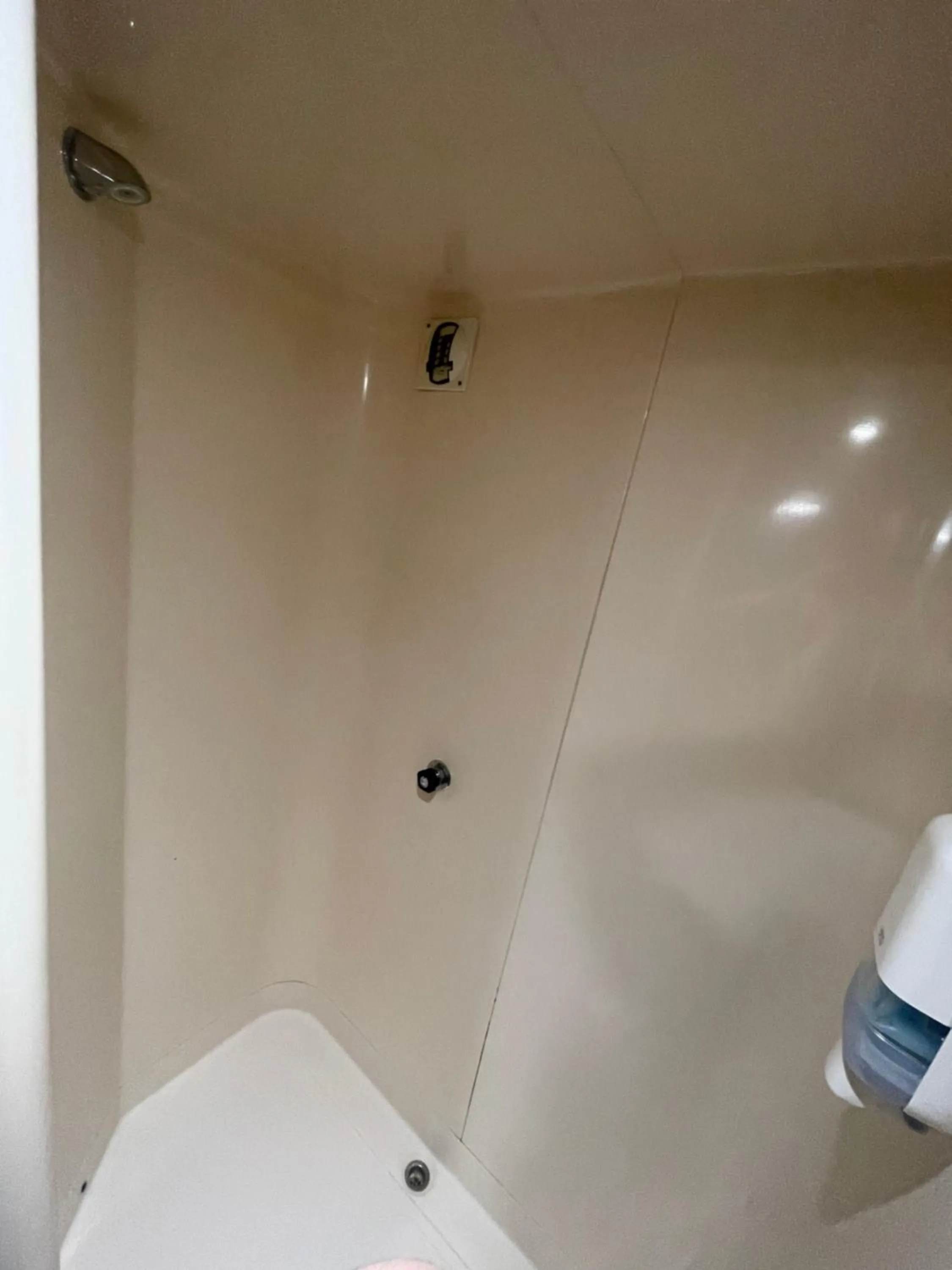 Shower in Unisotel Bollène A7 Ex-Hotel F1