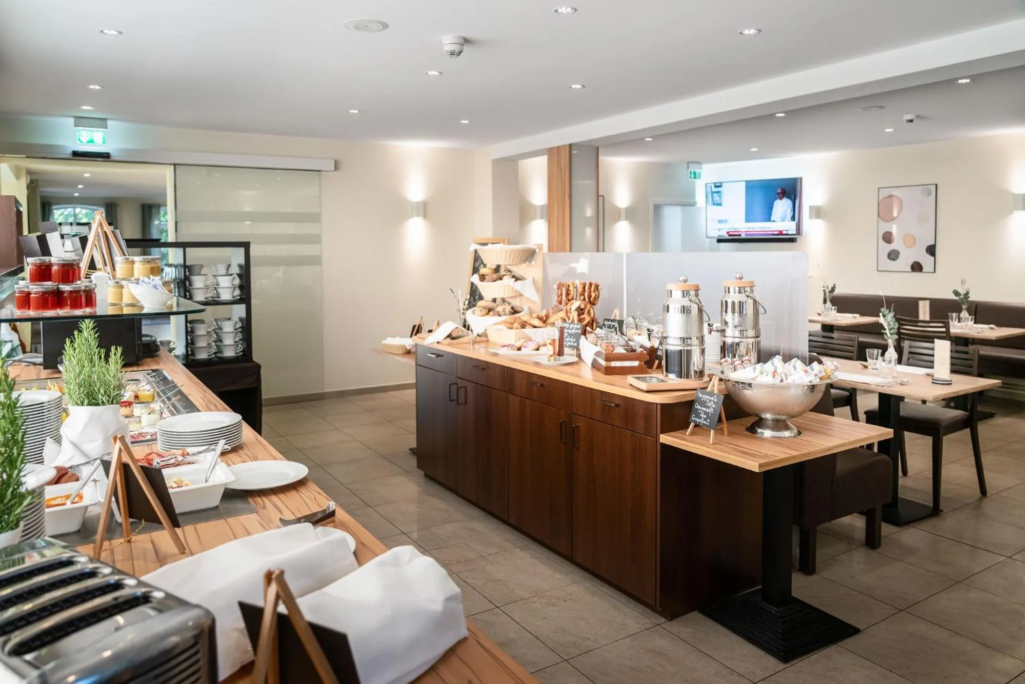 Breakfast in ClassicX Landhaus & Hotel - Bed & Breakfast