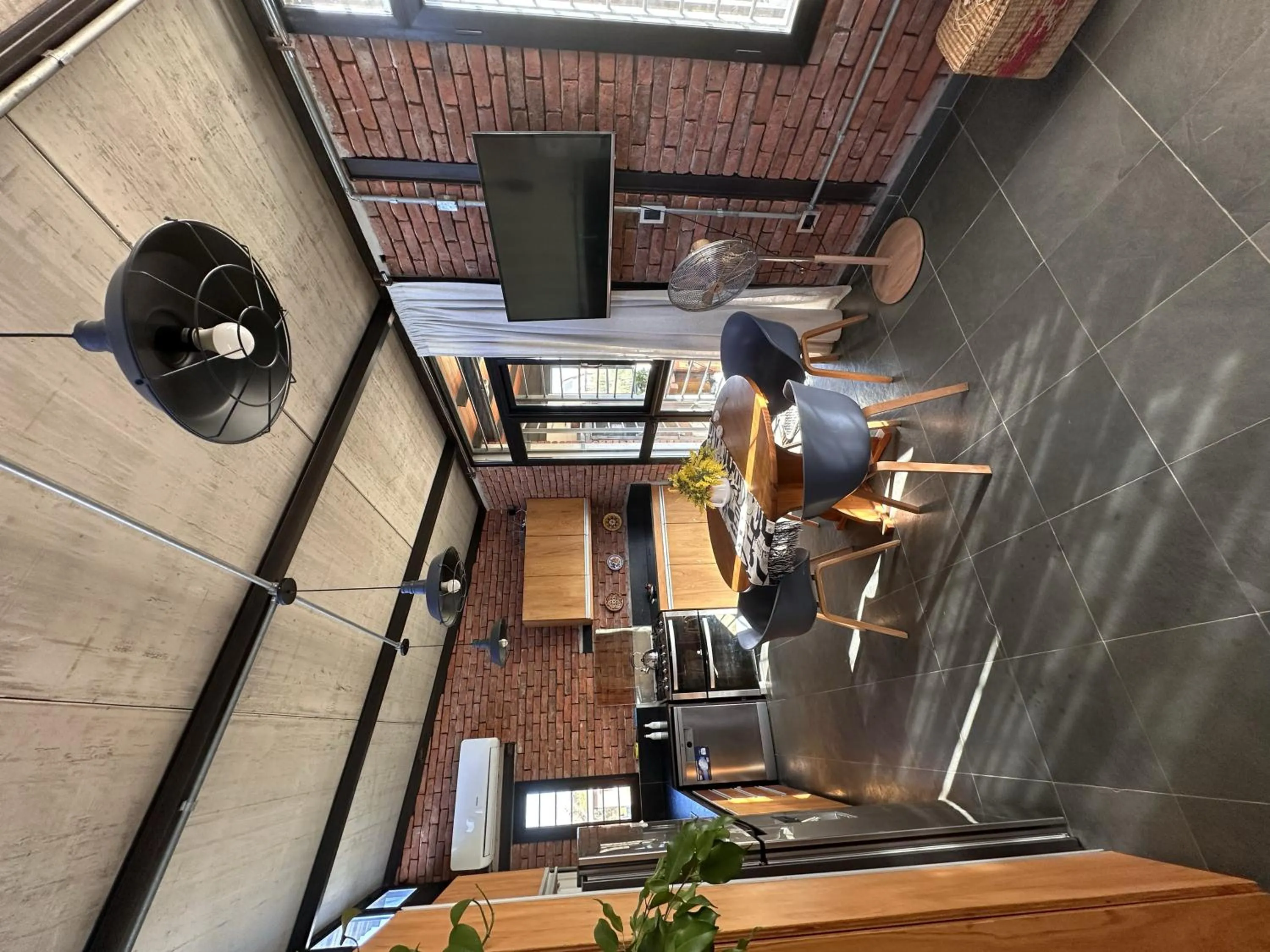 Caliu Earthship Ecolodge