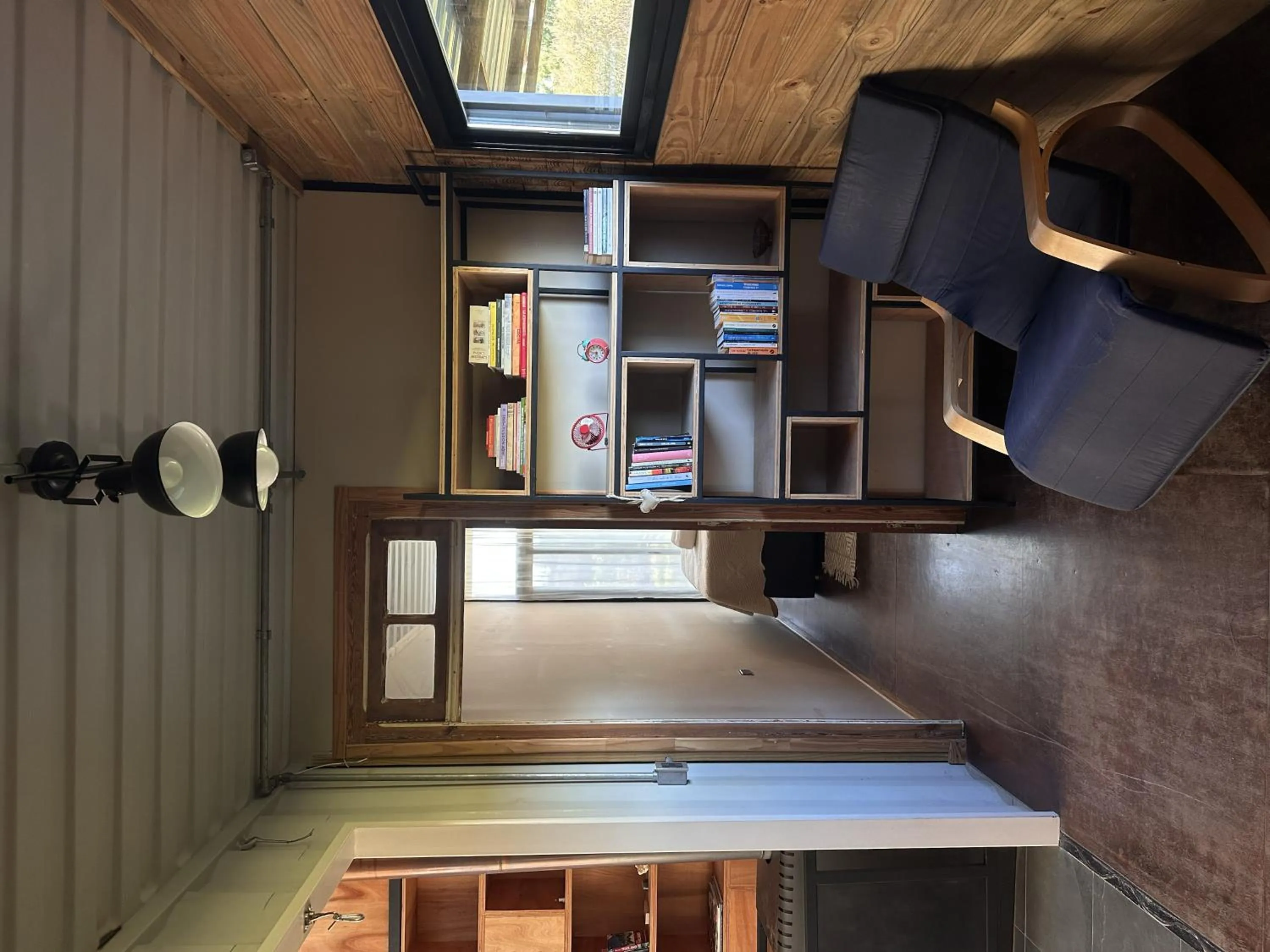 Caliu Earthship Ecolodge