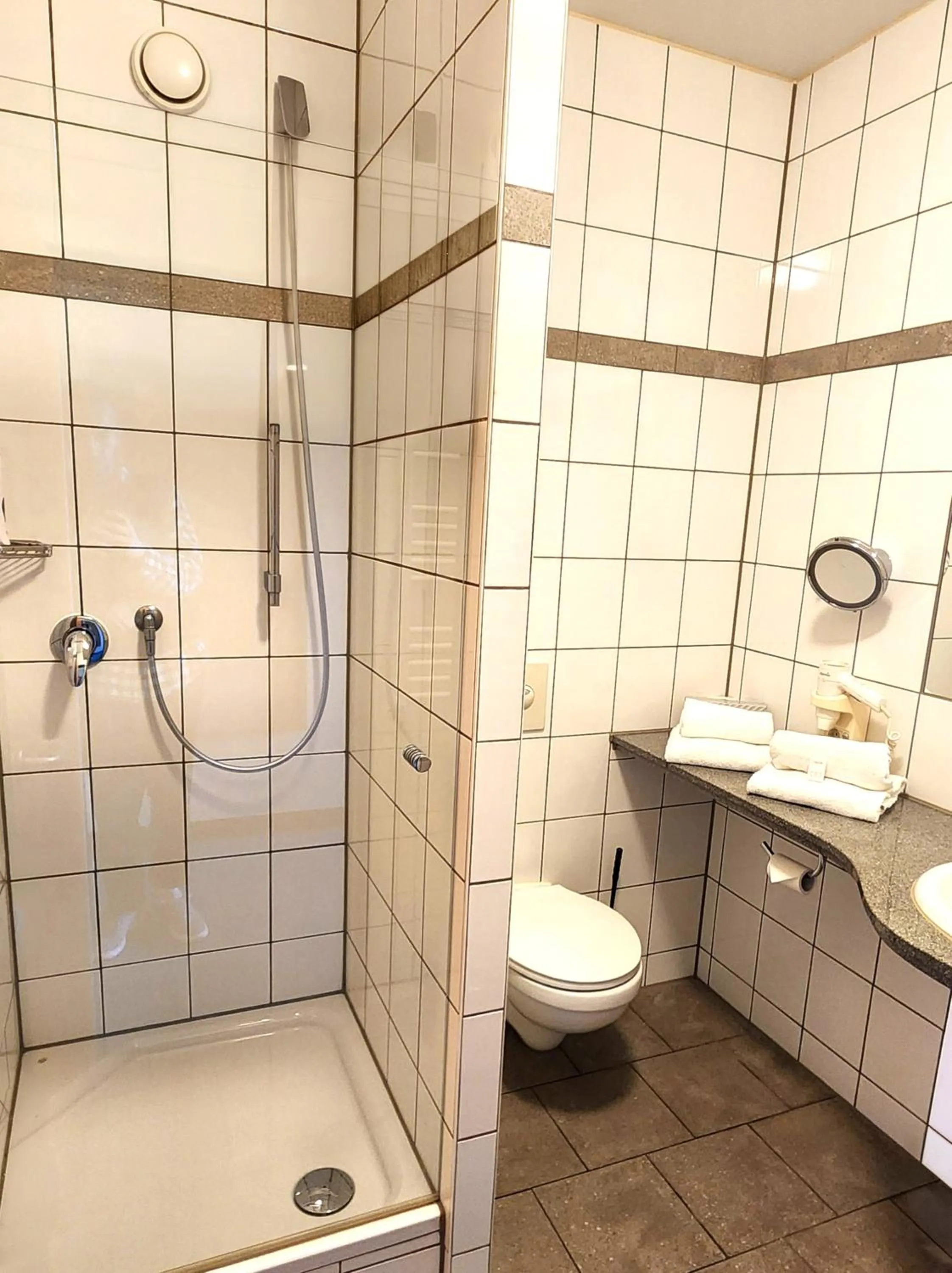 Bathroom in smartMotel