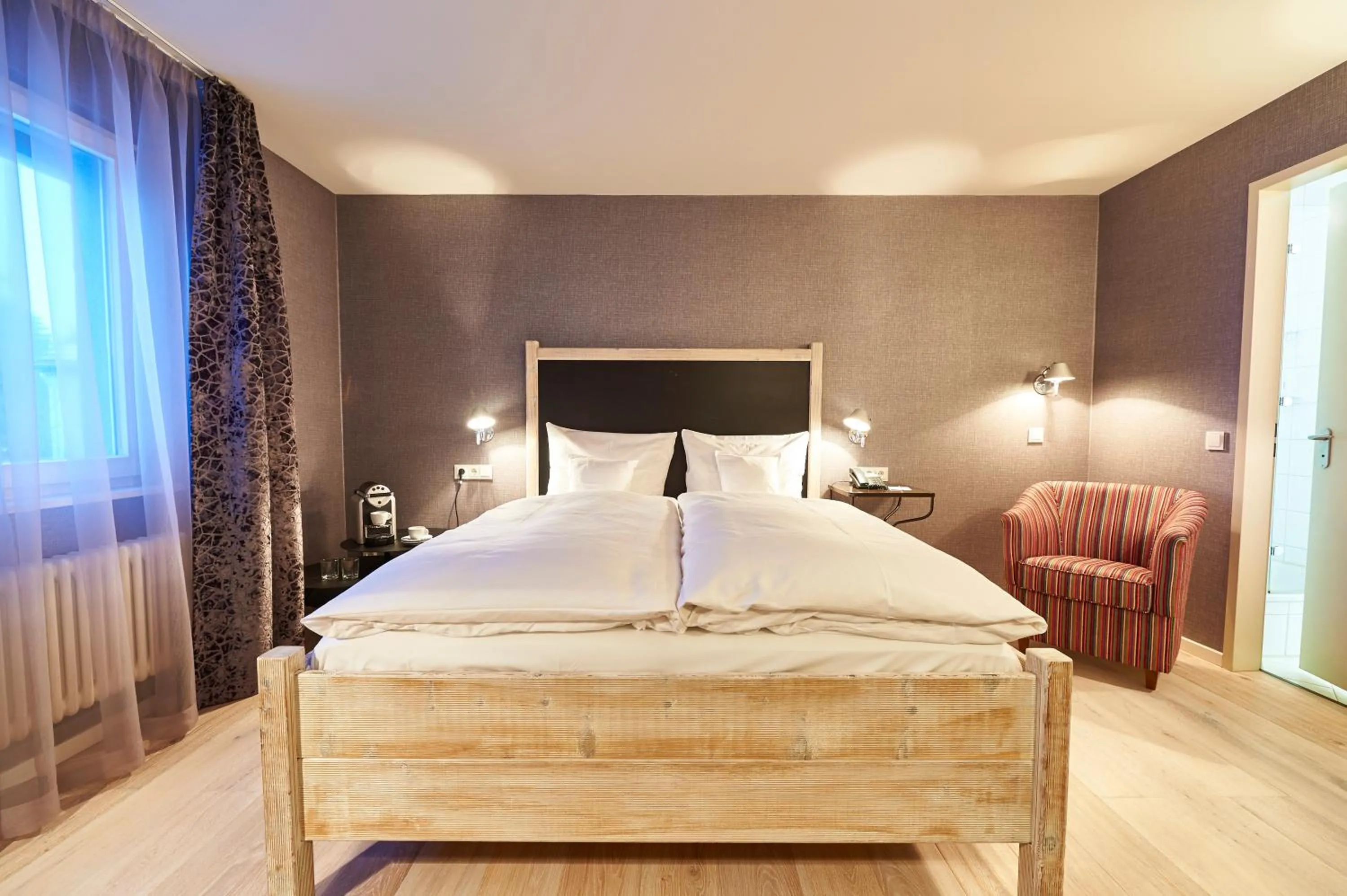 Photo of the whole room, Bed in Hotel-Restaurant Schwanen