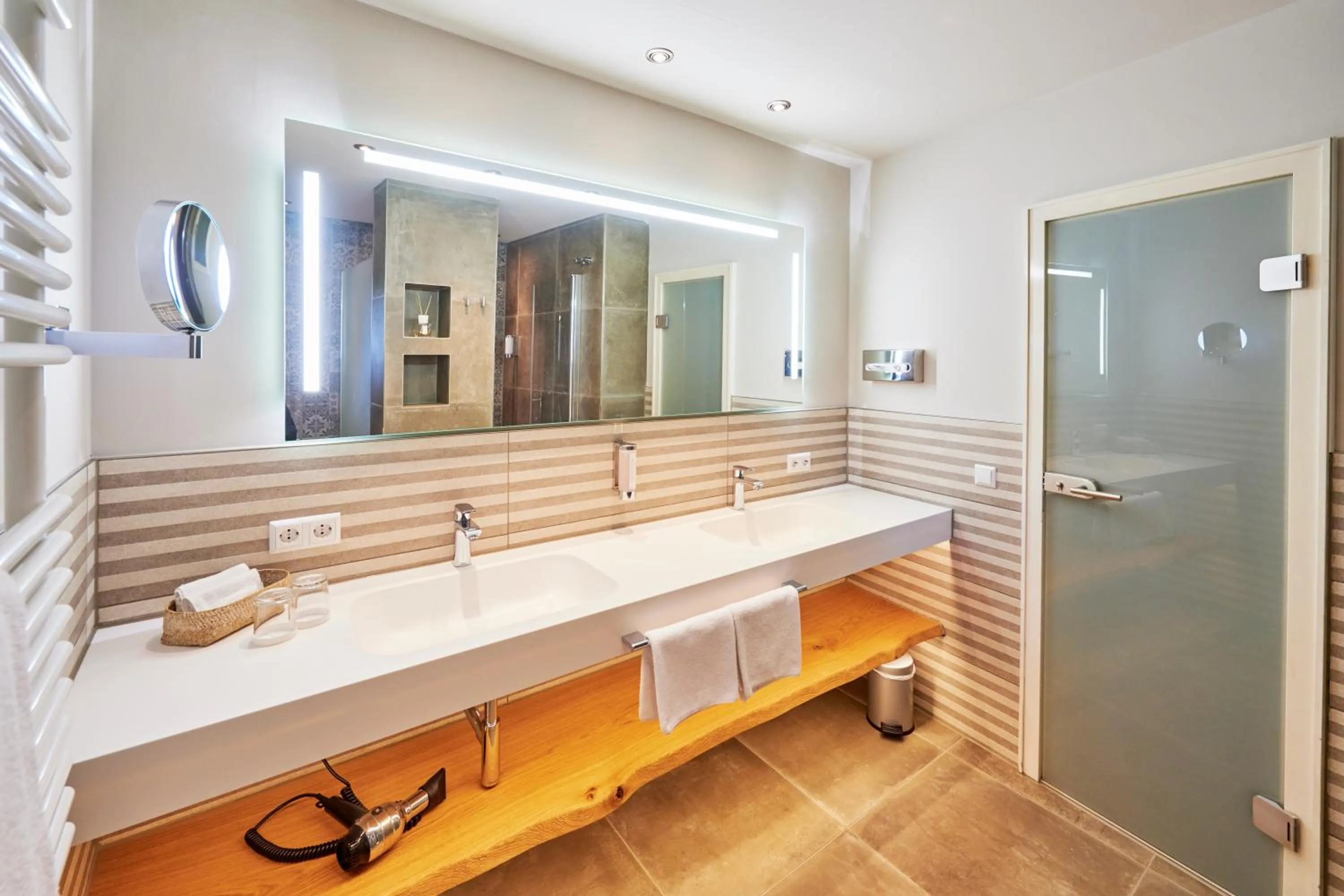 Bathroom in Hotel-Restaurant Schwanen