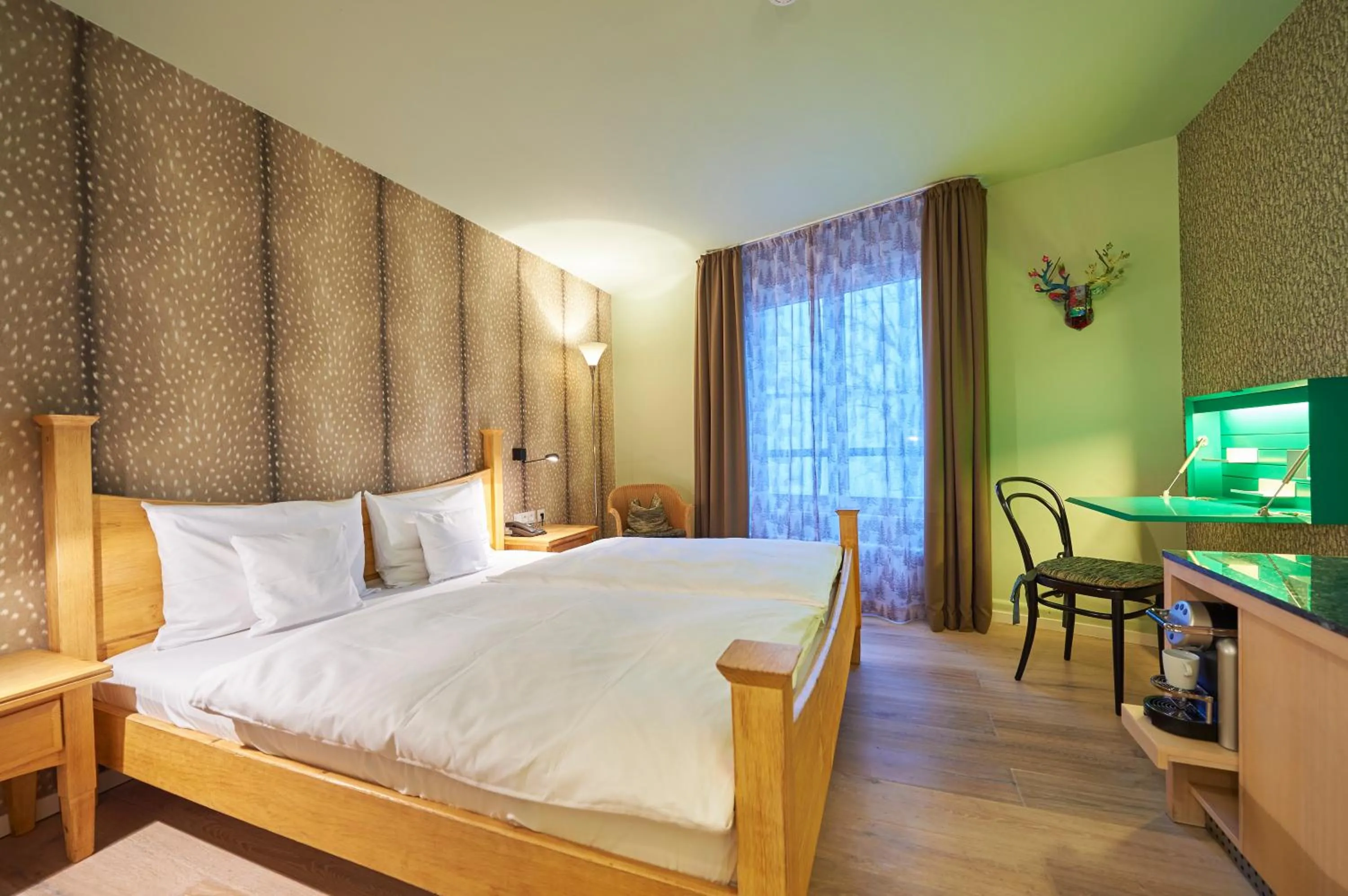 Photo of the whole room, Bed in Hotel-Restaurant Schwanen