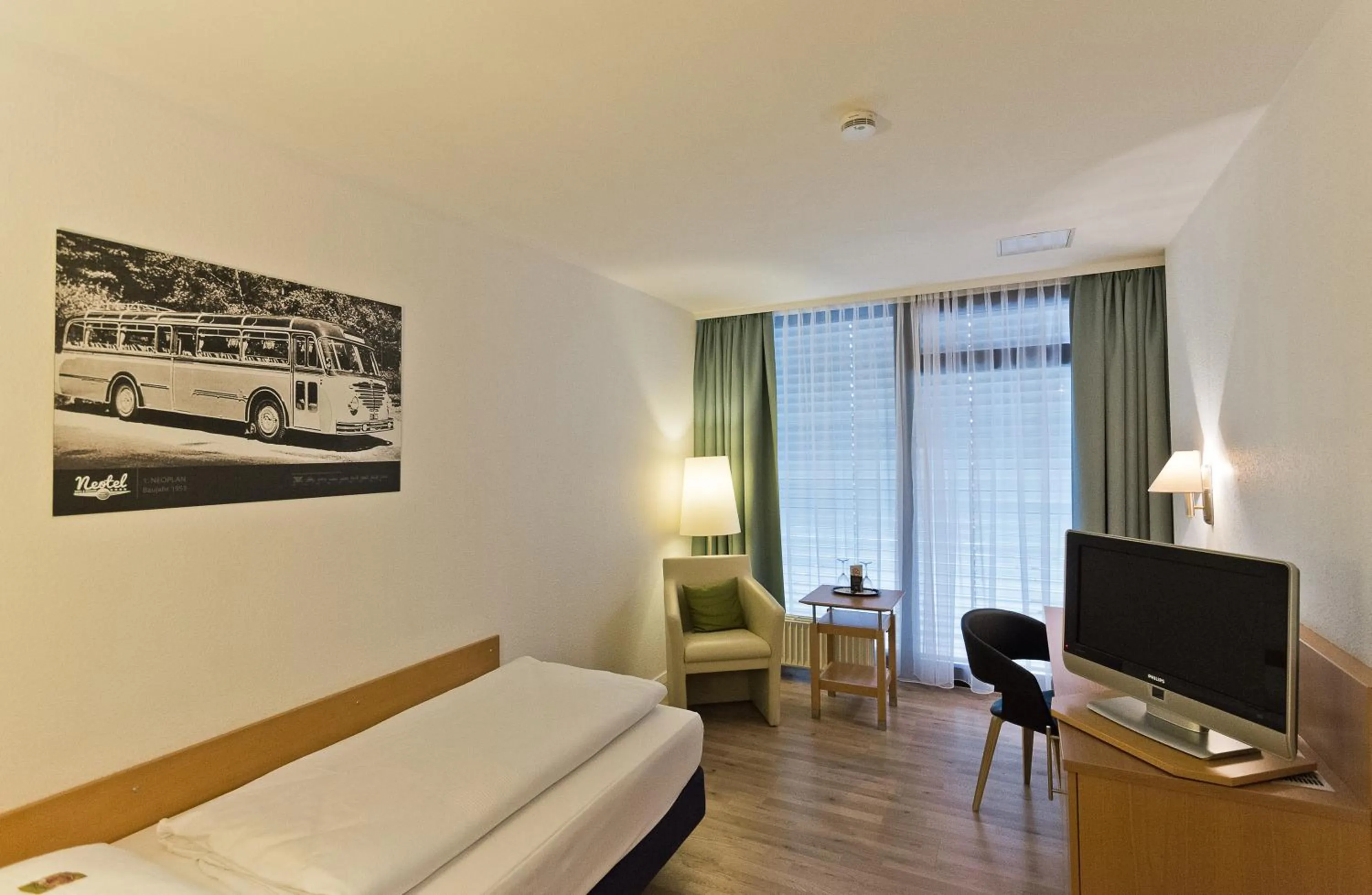 Photo of the whole room, Bed in Arthotel ANA Neotel