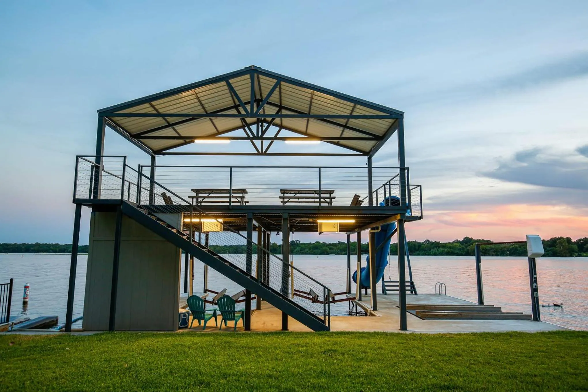 Luxury Lake LBJ House with Heated Swimming Pool and Spill Over Hot Tub and 2 Boat Slips