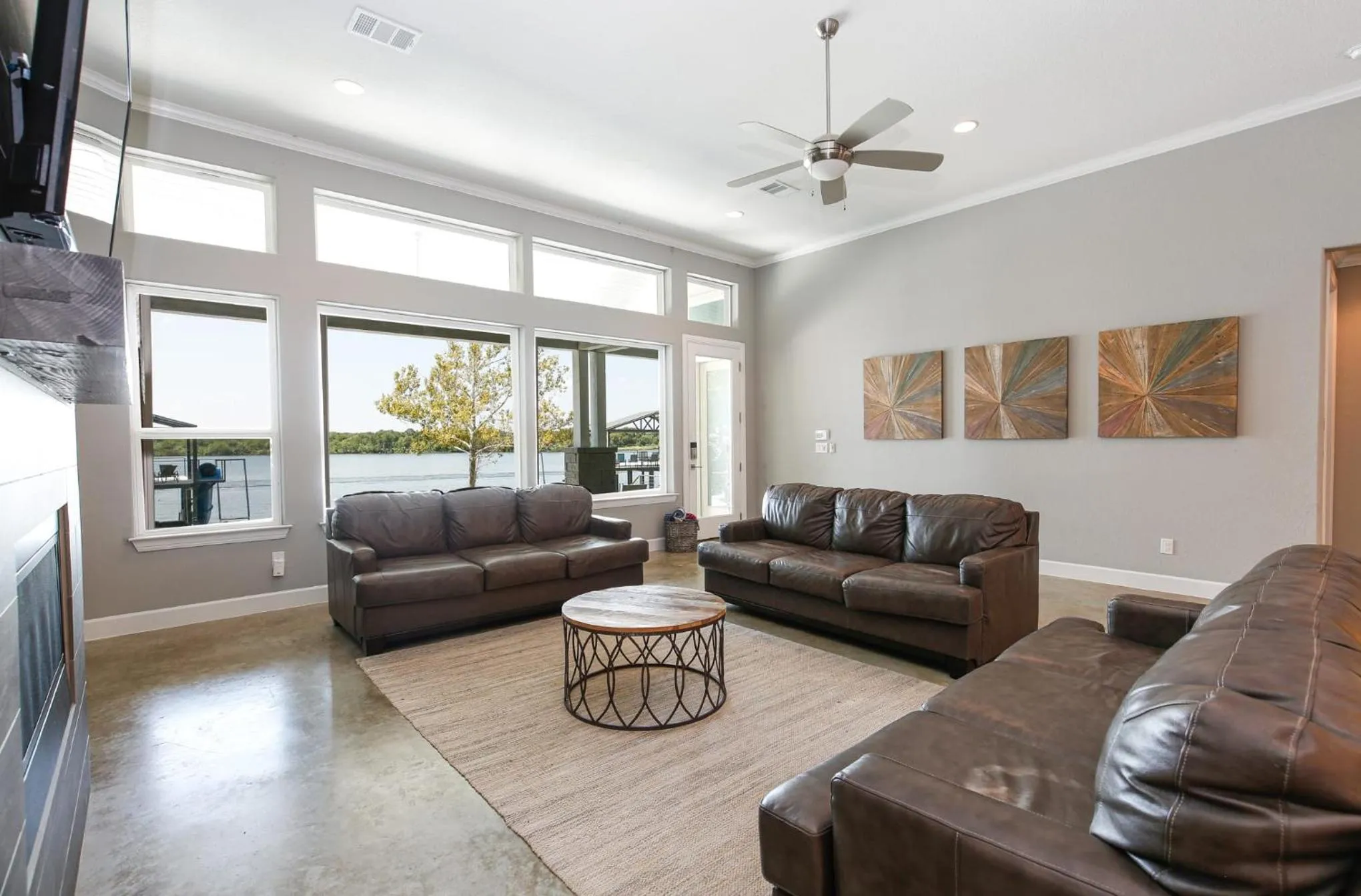 Luxury Lake LBJ House with Heated Swimming Pool and Spill Over Hot Tub and 2 Boat Slips