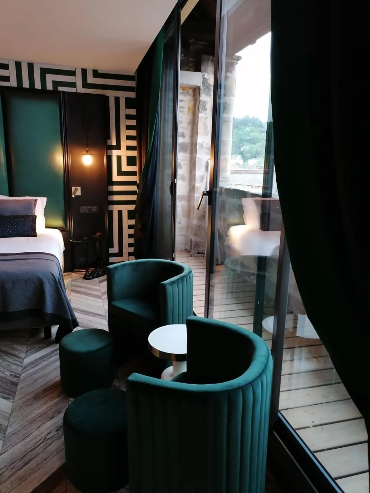 Bedroom, Bed in Mercure Figeac Viguier du Roy