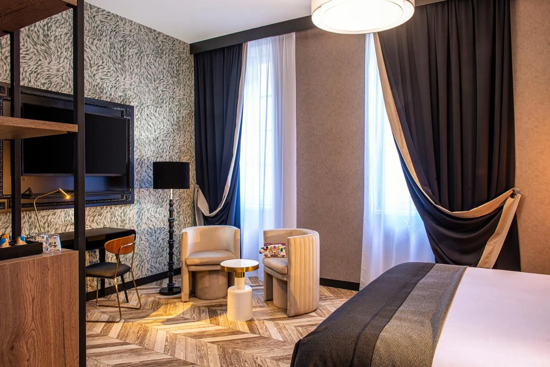 Photo of the whole room, Bed in Mercure Figeac Viguier du Roy