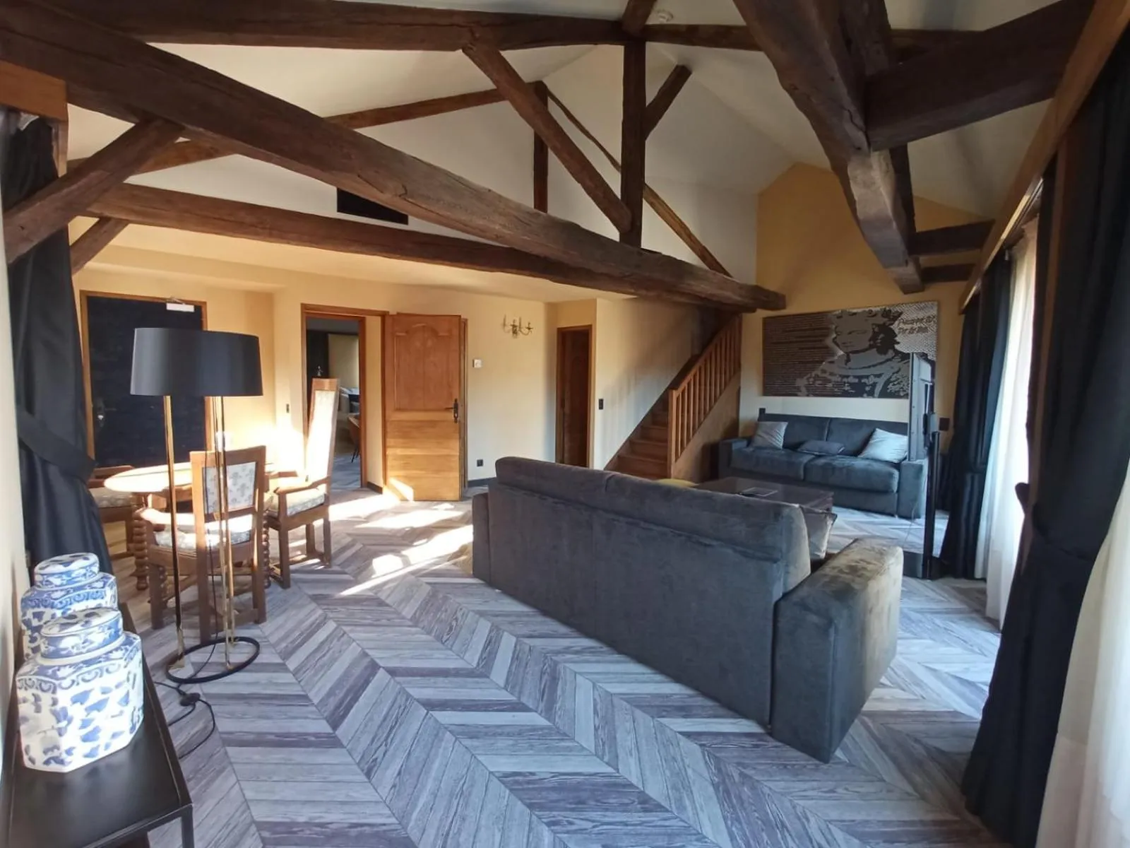 Living room in Mercure Figeac Viguier du Roy