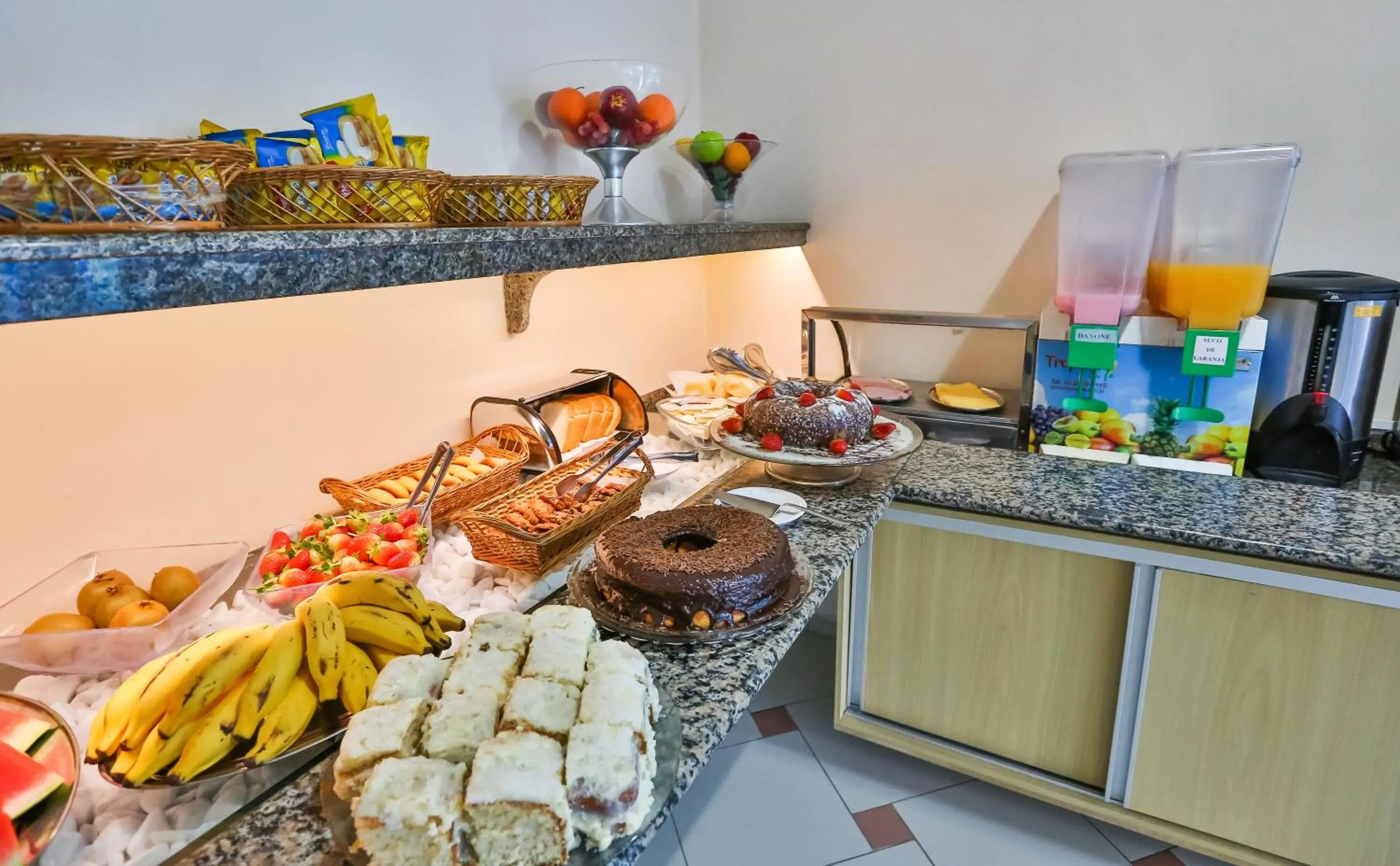 Breakfast in HOTEL ROTA DO SOL