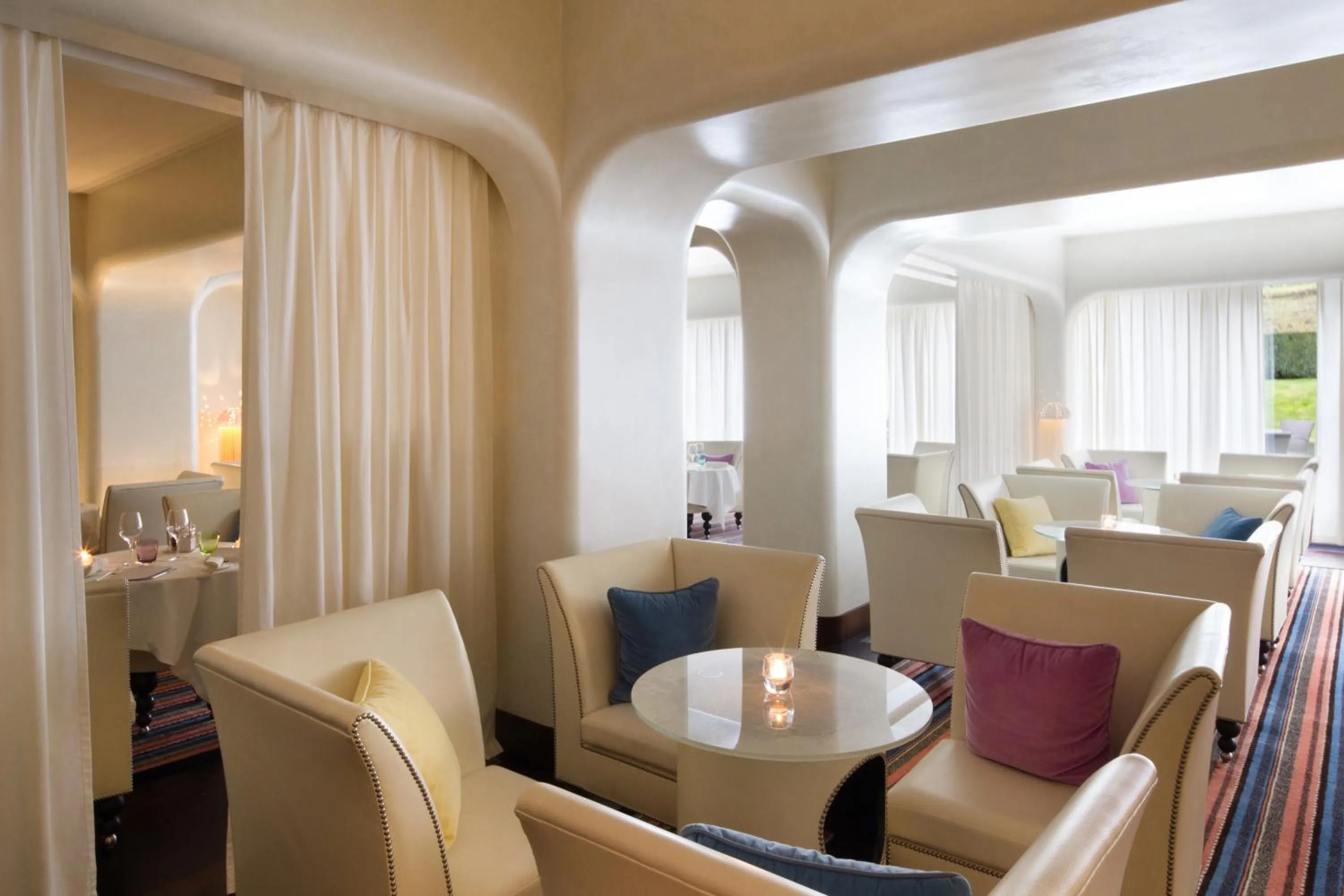 Restaurant/places to eat in La Réserve Genève Hotel & Spa