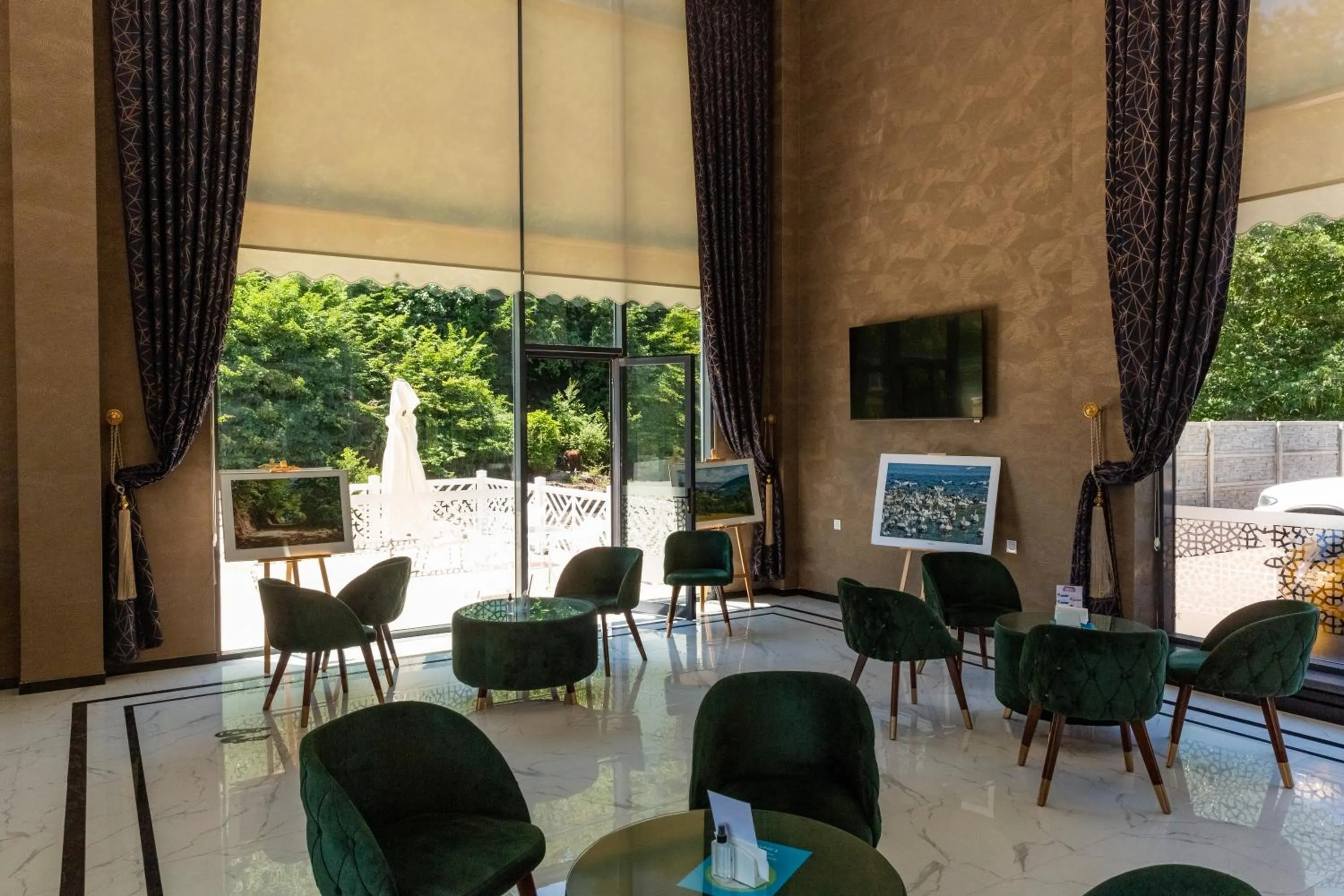 Lobby or reception in Riva Hill Resort Lankaran