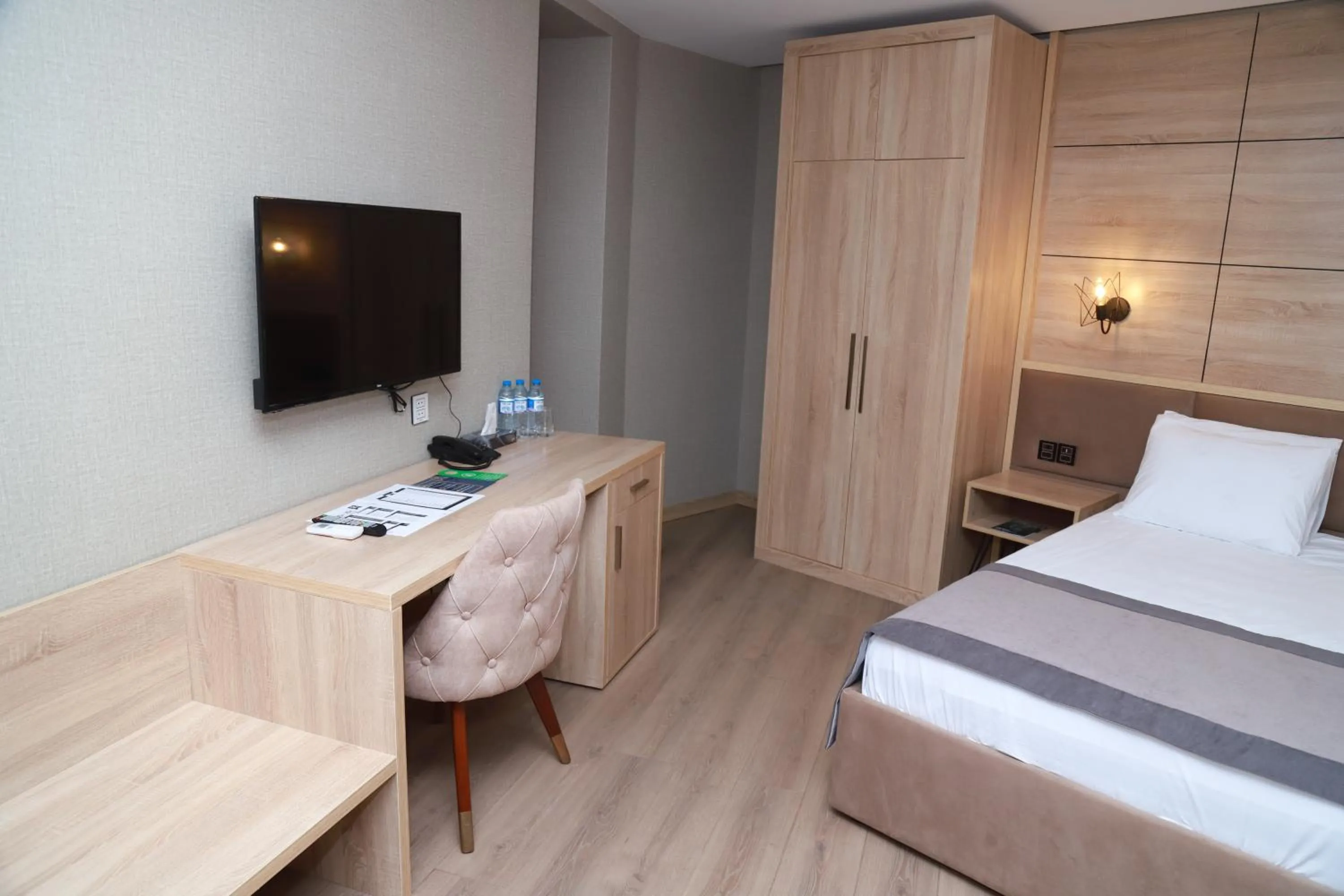 Communal lounge/ TV room, Bed in Riva Hill Resort Lankaran