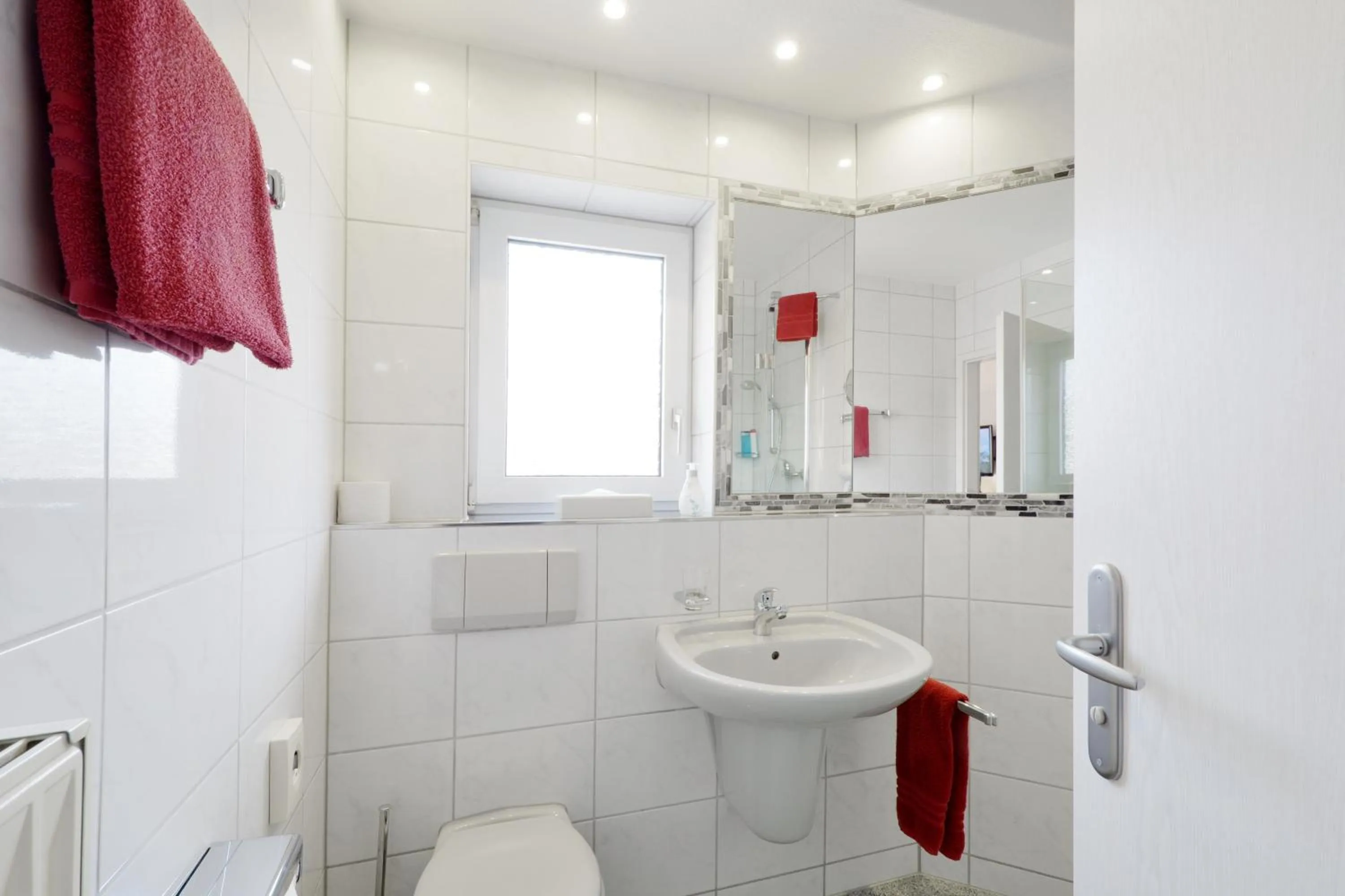 Photo of the whole room in Hotel Engelhorn