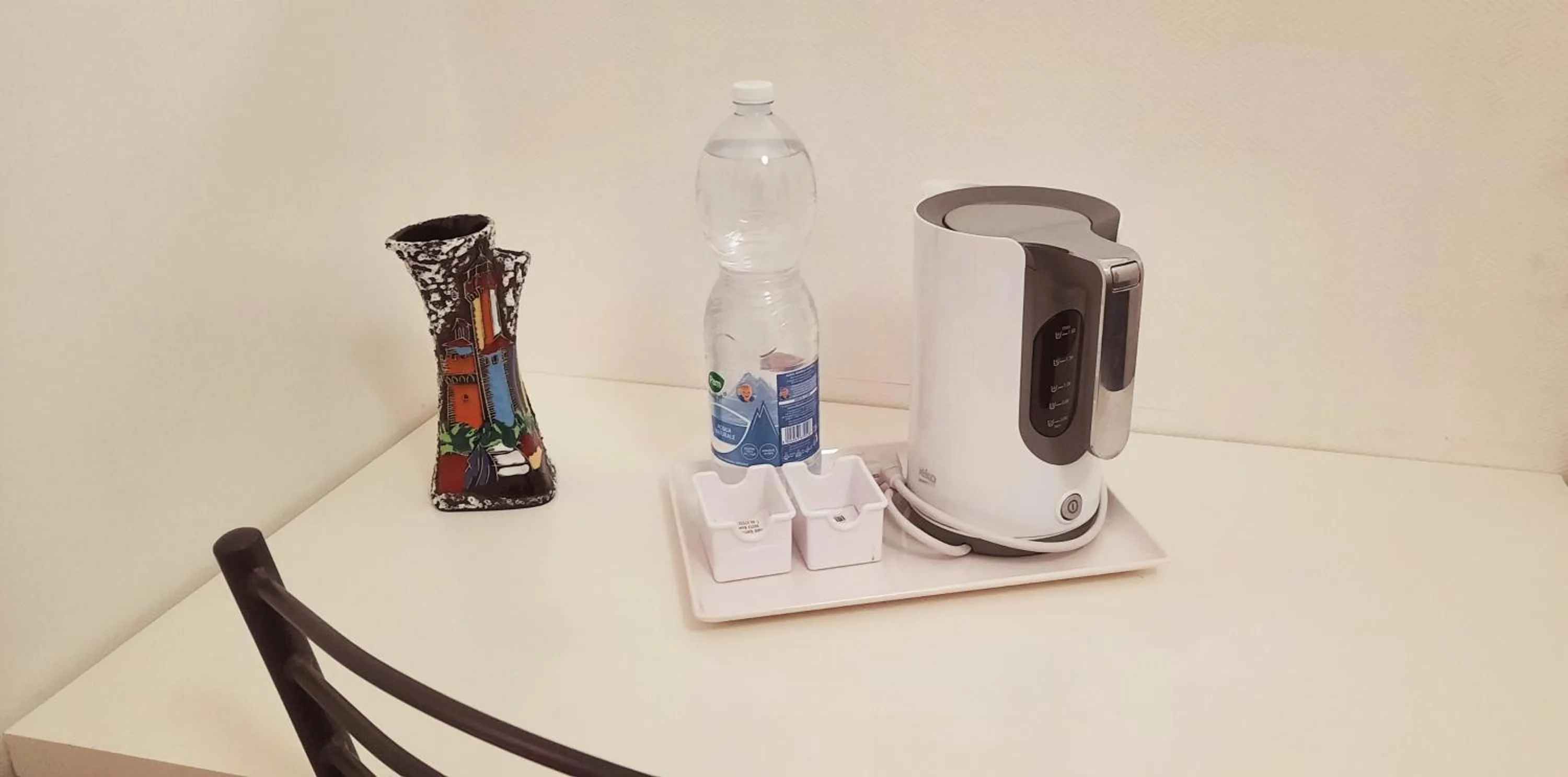 Coffee/tea facilities in Anas Prime Place