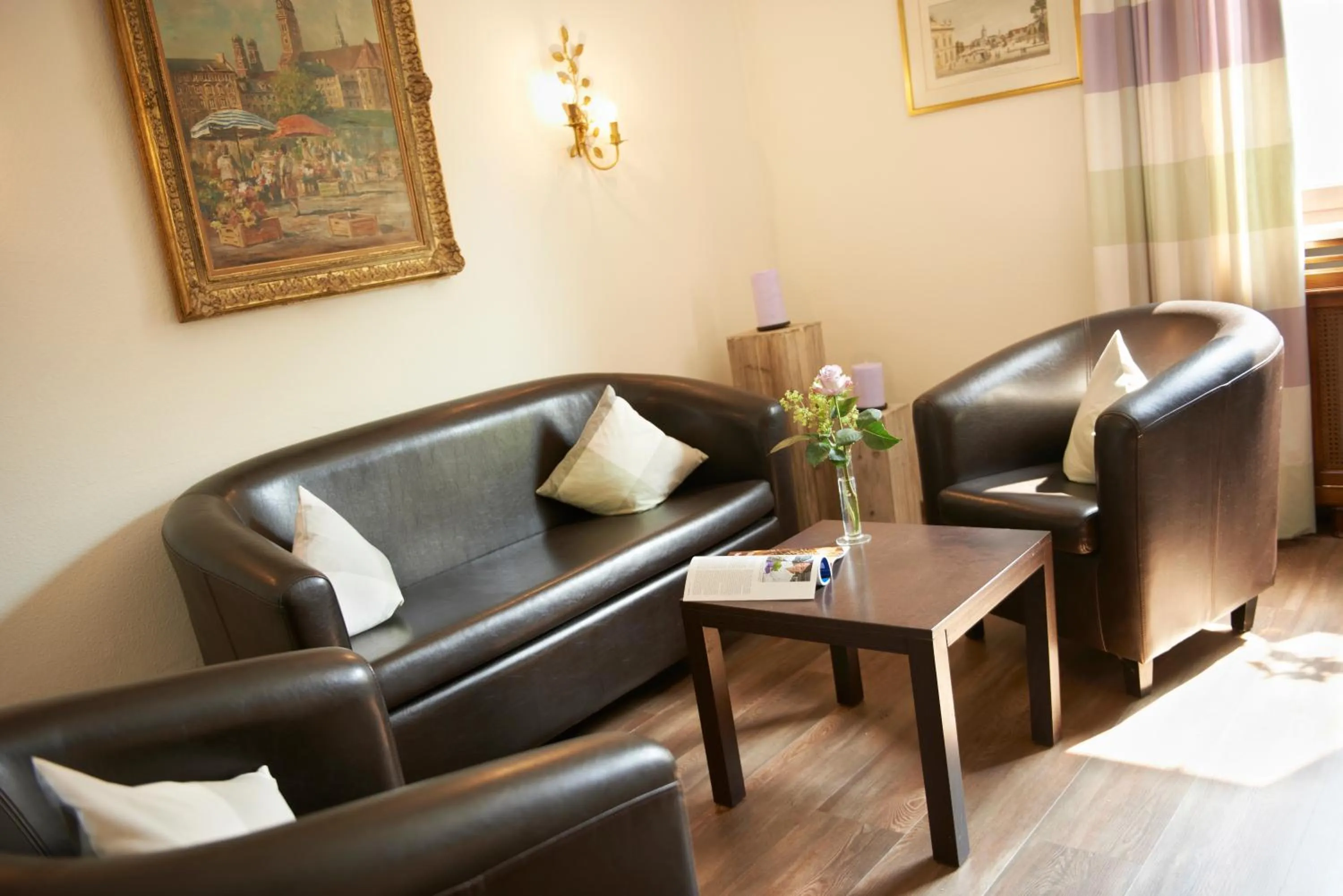 Lobby or reception in Hotel Sollner Hof