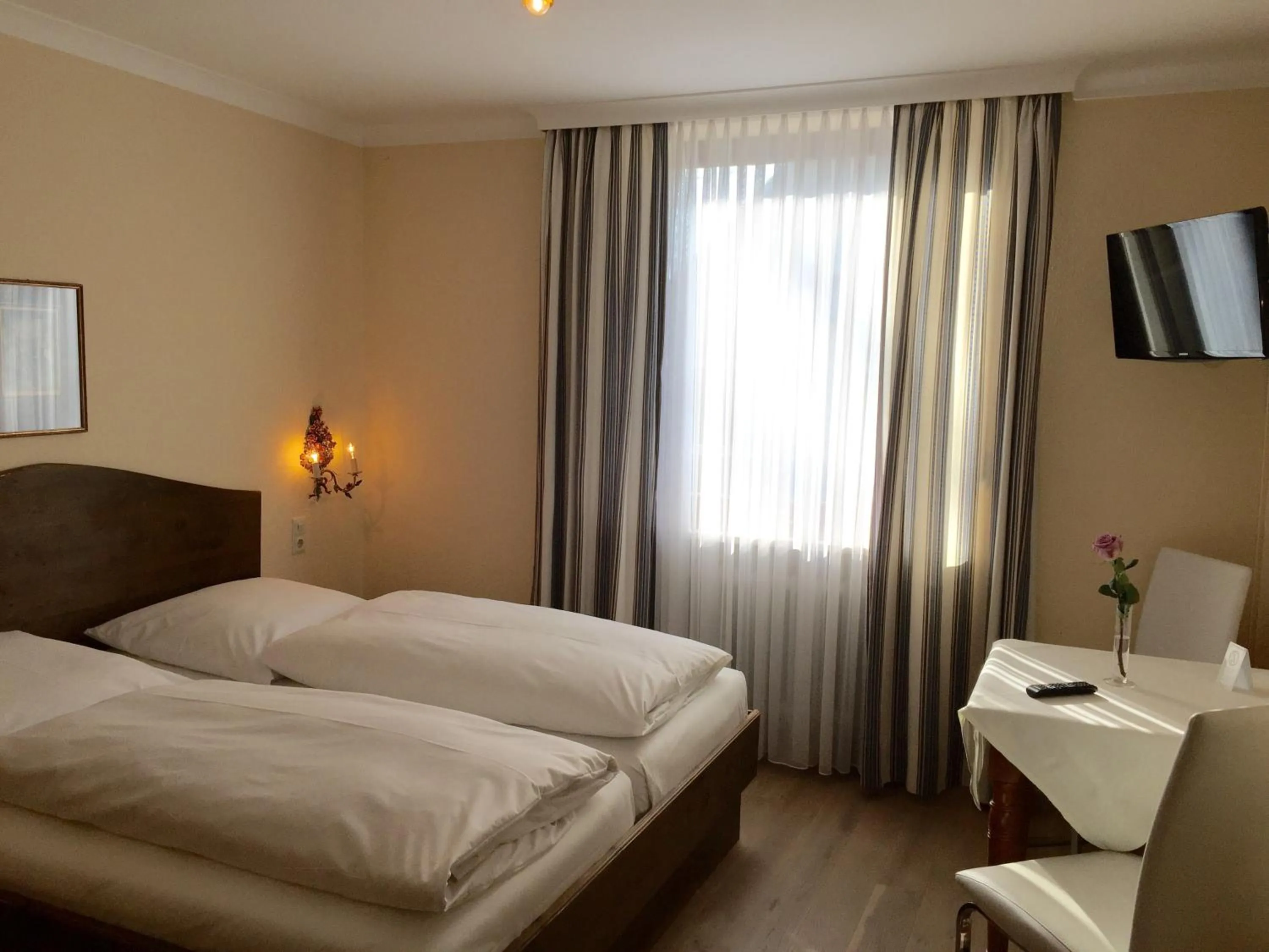 Bed in Hotel Sollner Hof