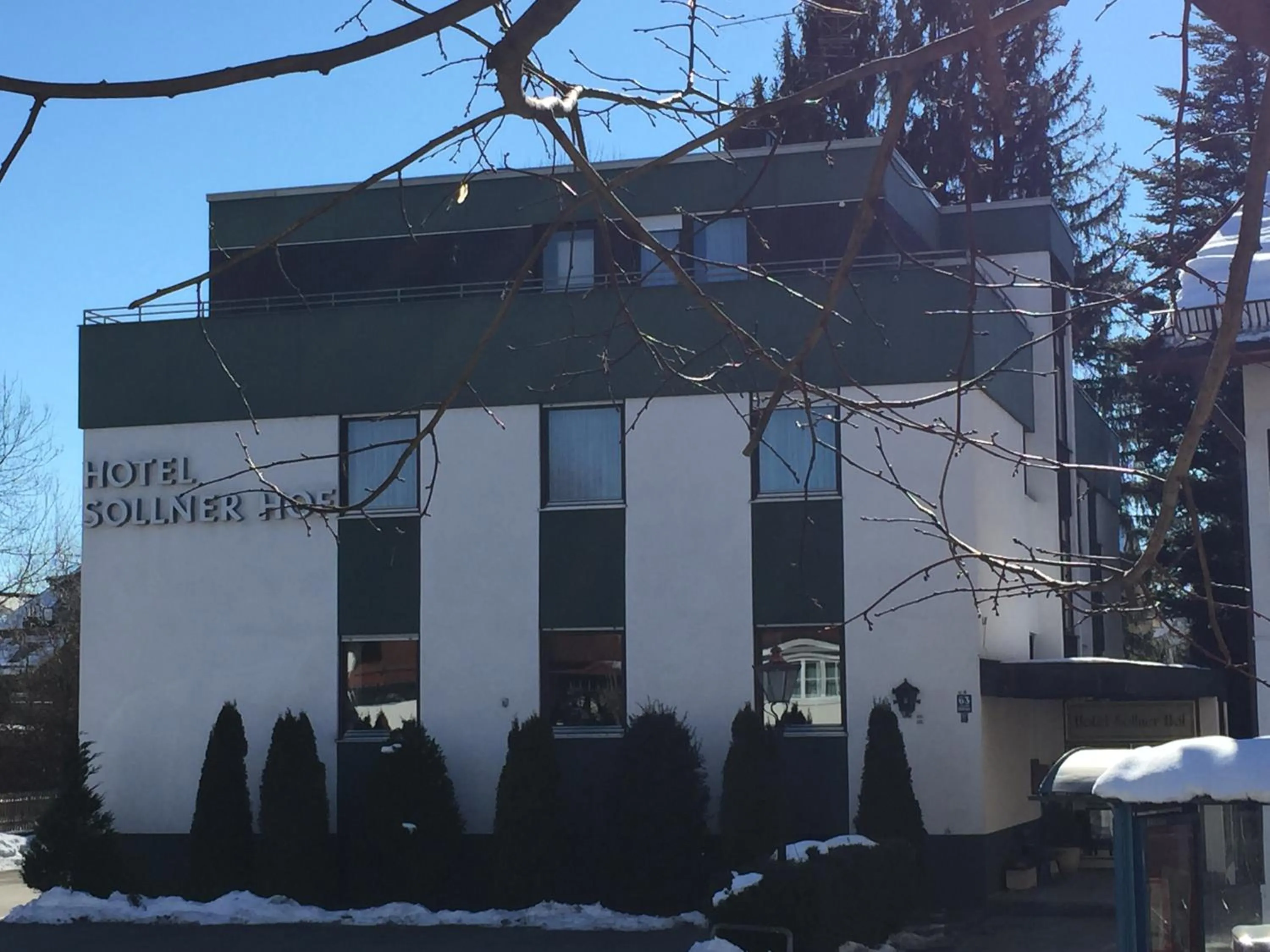 Facade/entrance in Hotel Sollner Hof