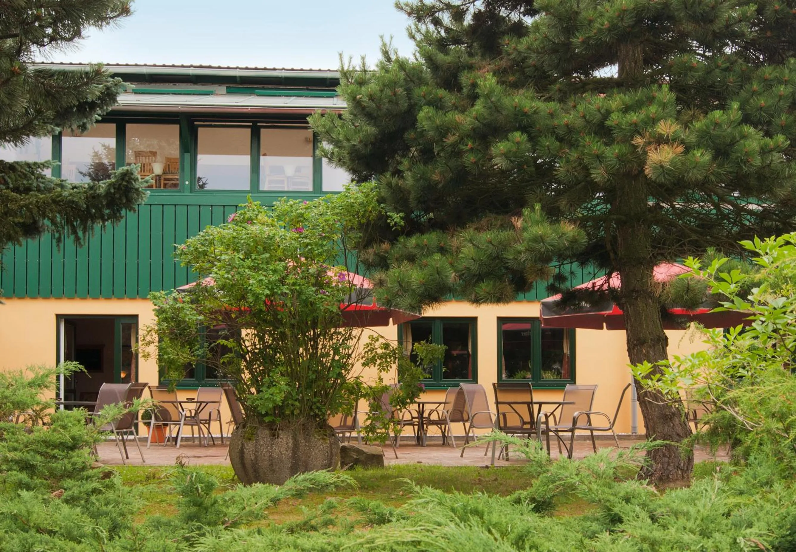 Facade/entrance in Hotelferienanlage Friedrichsbrunn
