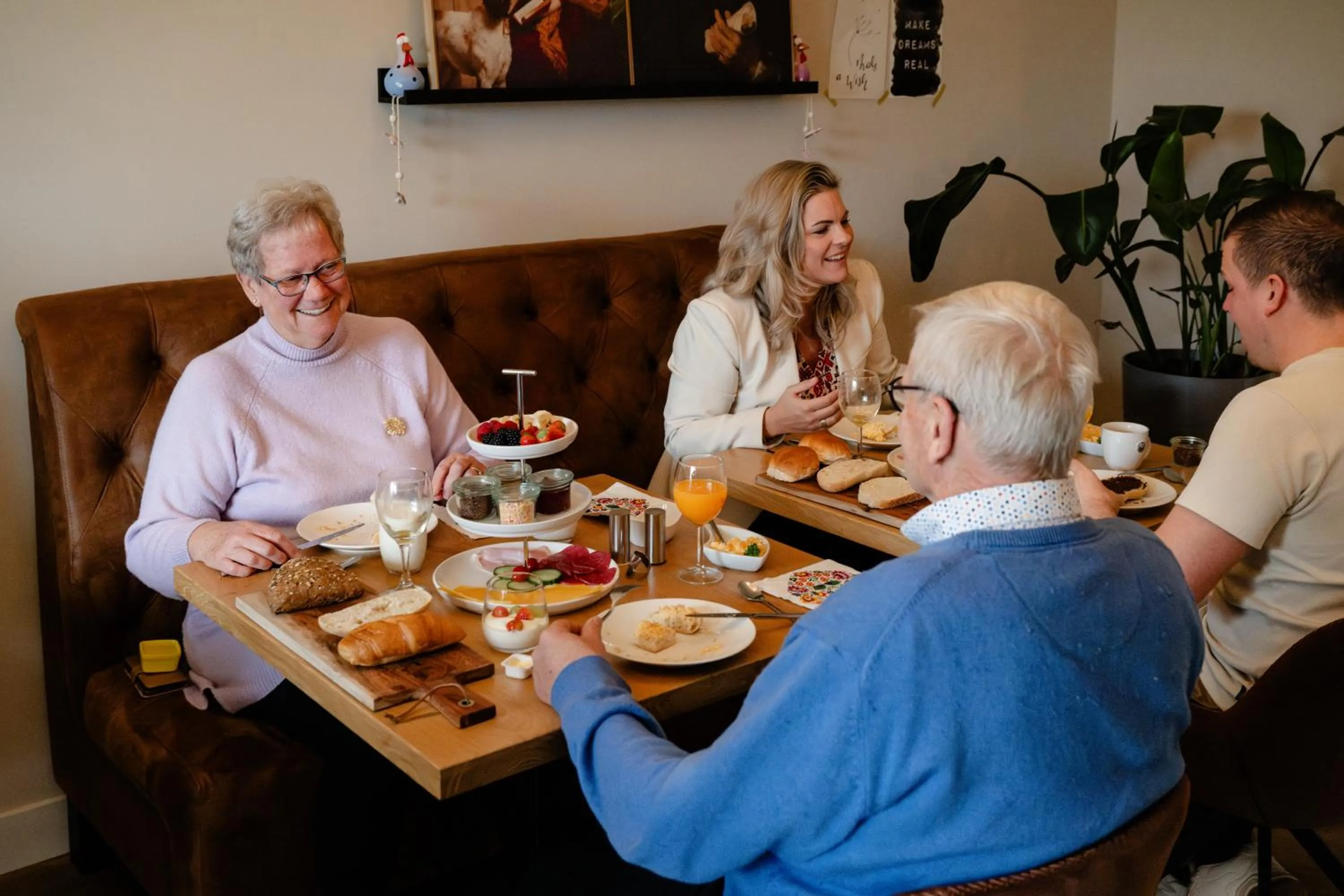 Breakfast in B&B de Cley
