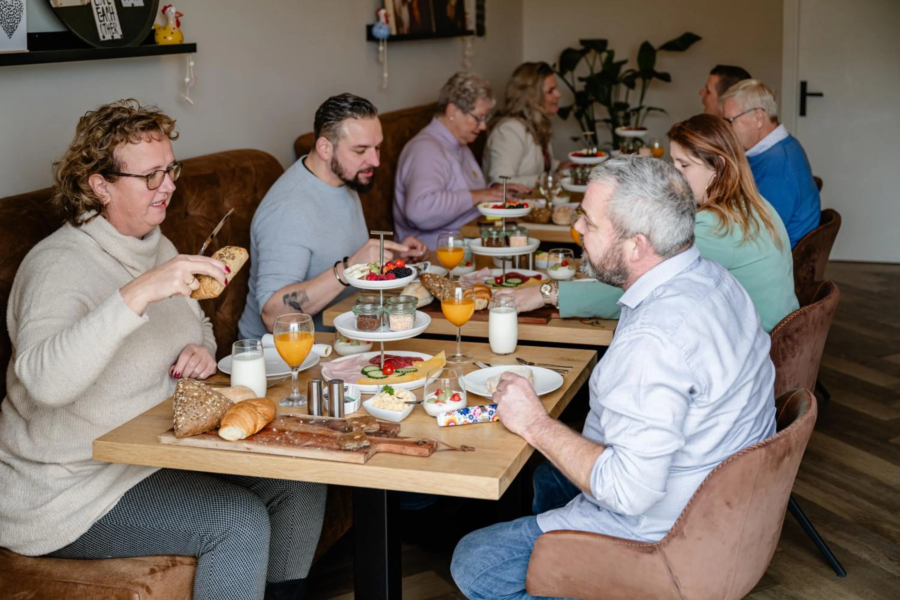 Buffet breakfast in B&B de Cley