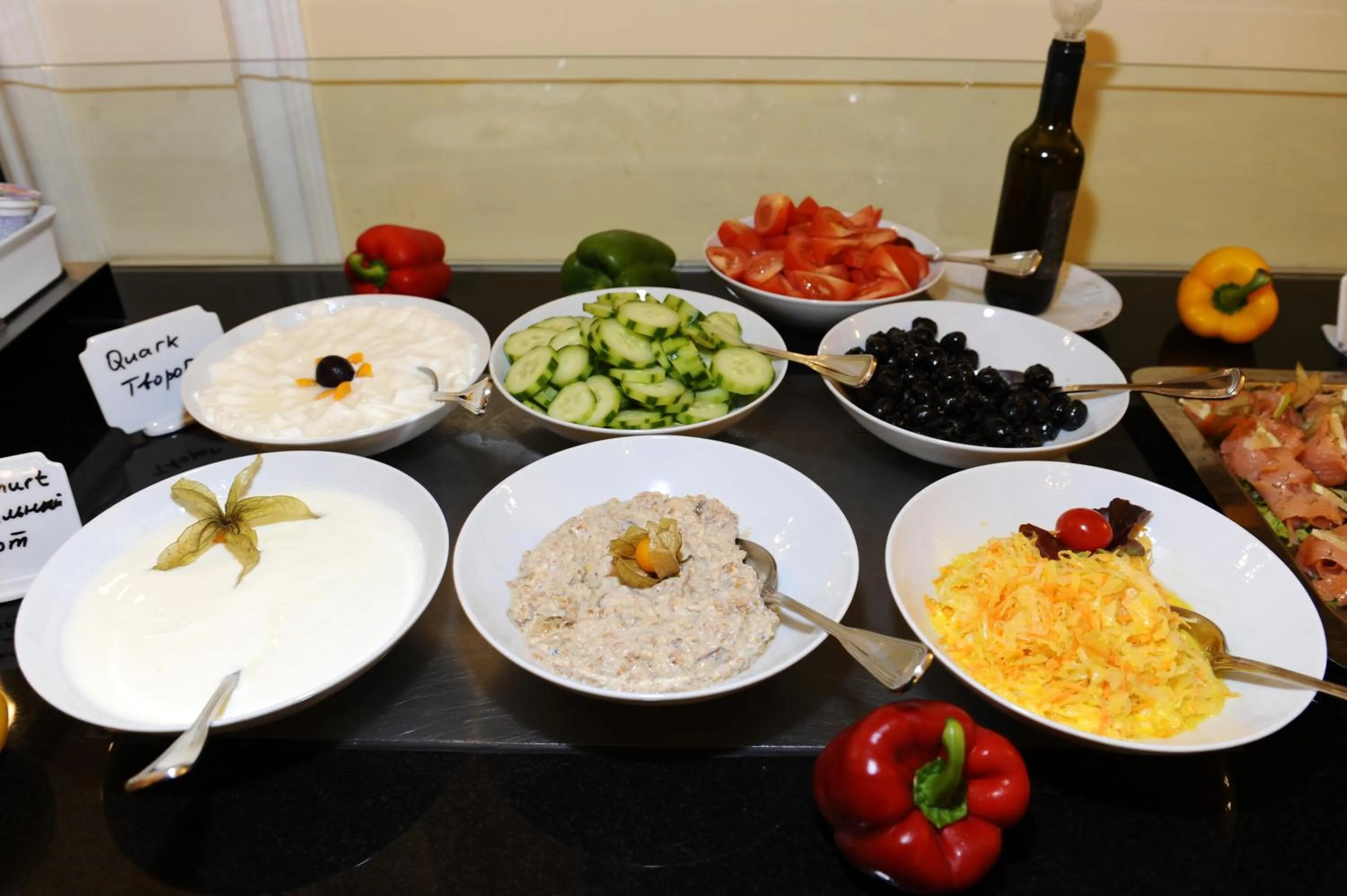 Food in HELIOPARK Bad Hotel Zum Hirsch