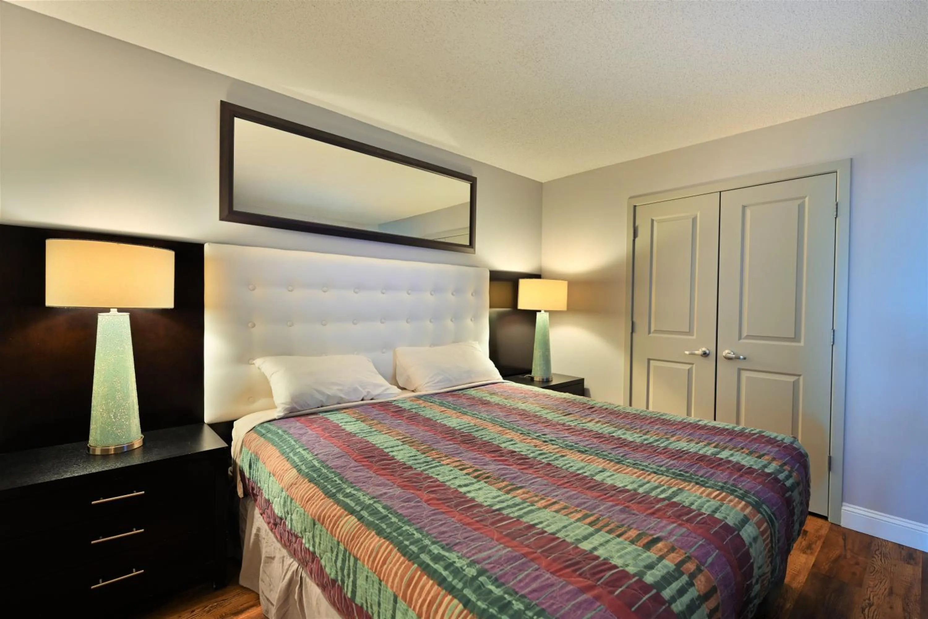 Bed in Luxury 2 bedroom 2 bathroom Ocean Front Condo on the 12th floor for 8