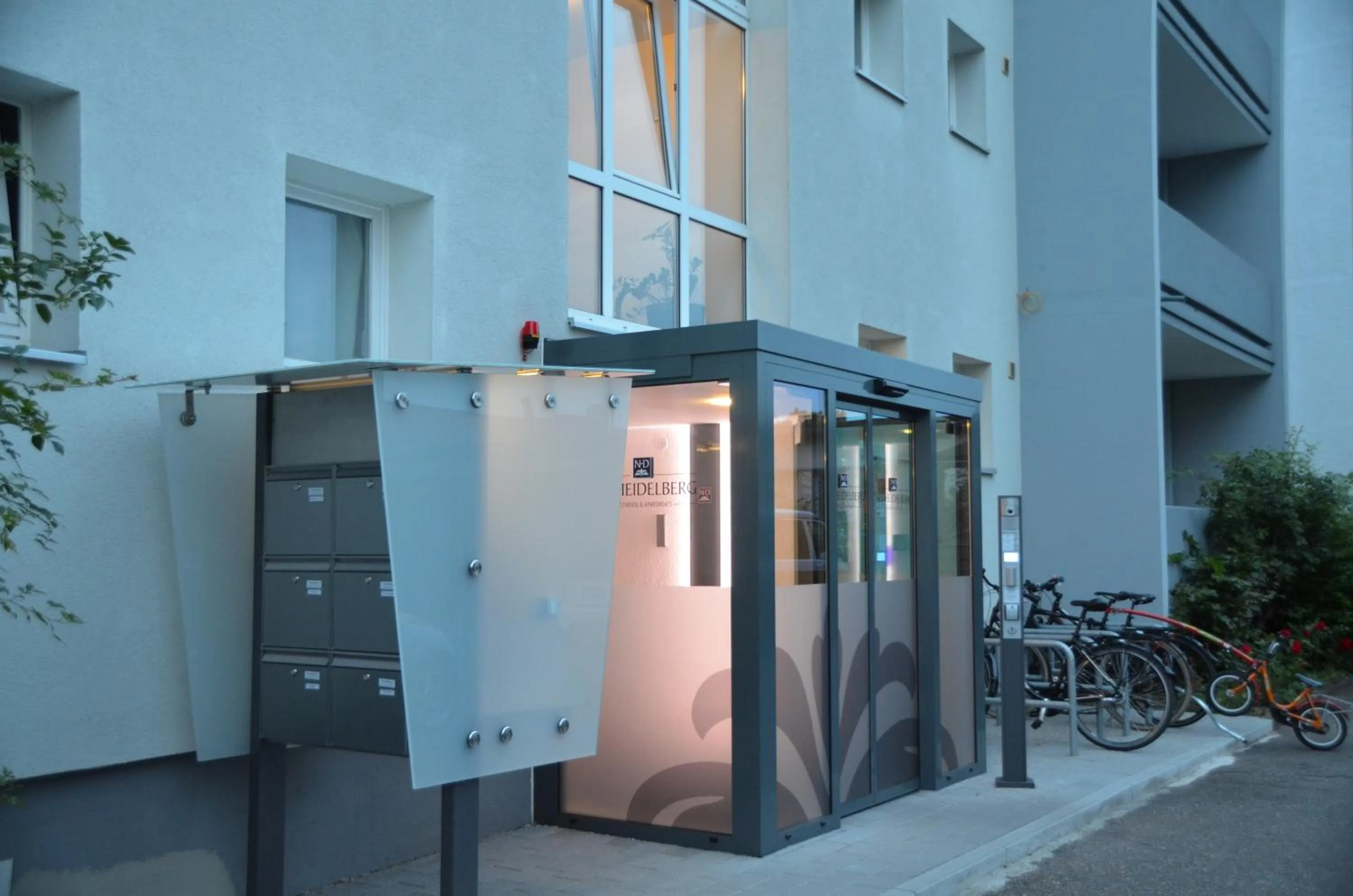 Facade/entrance in Neu Heidelberg - Guesthouse & Apartments