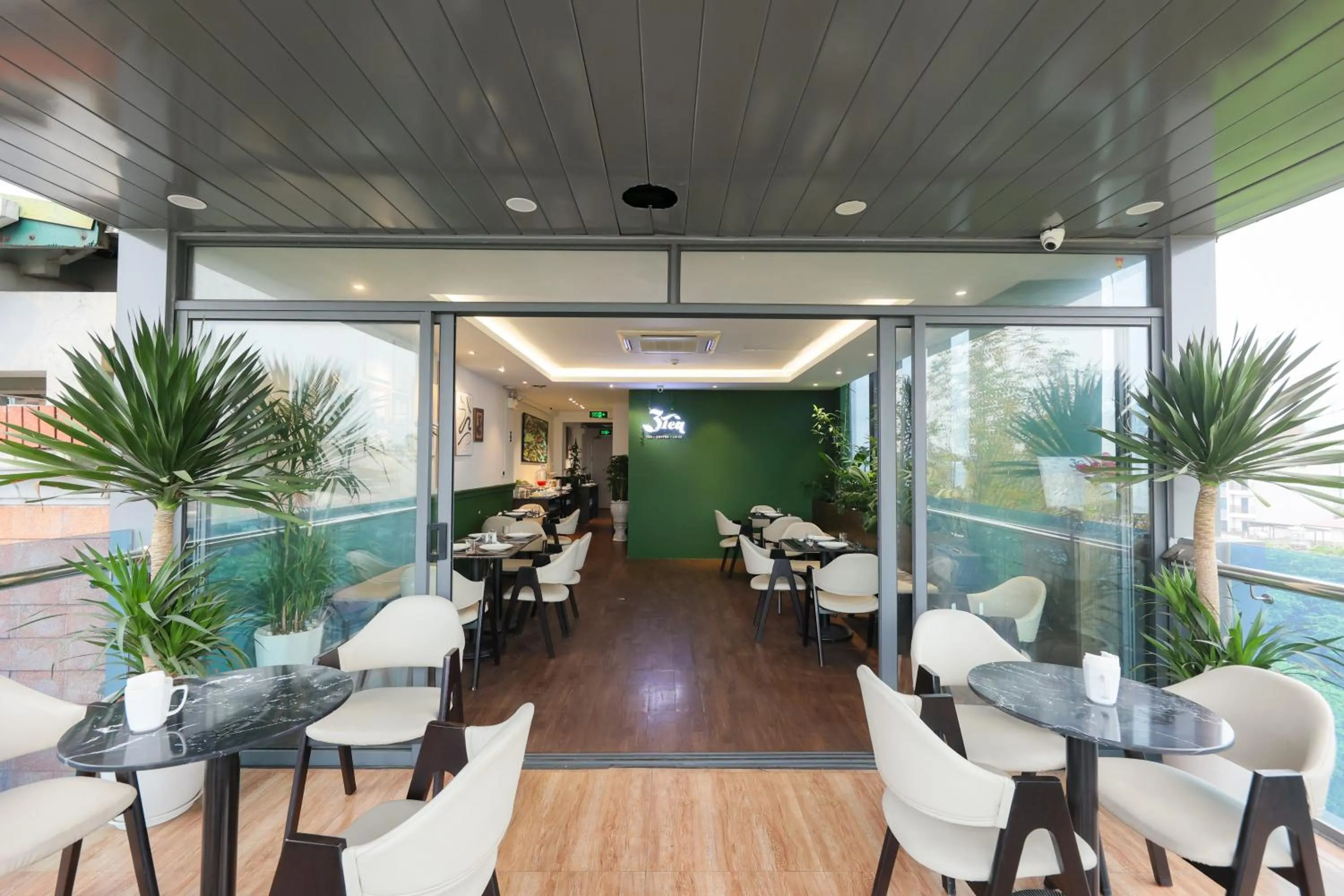 Restaurant/places to eat in 3T Hotel Hanoi