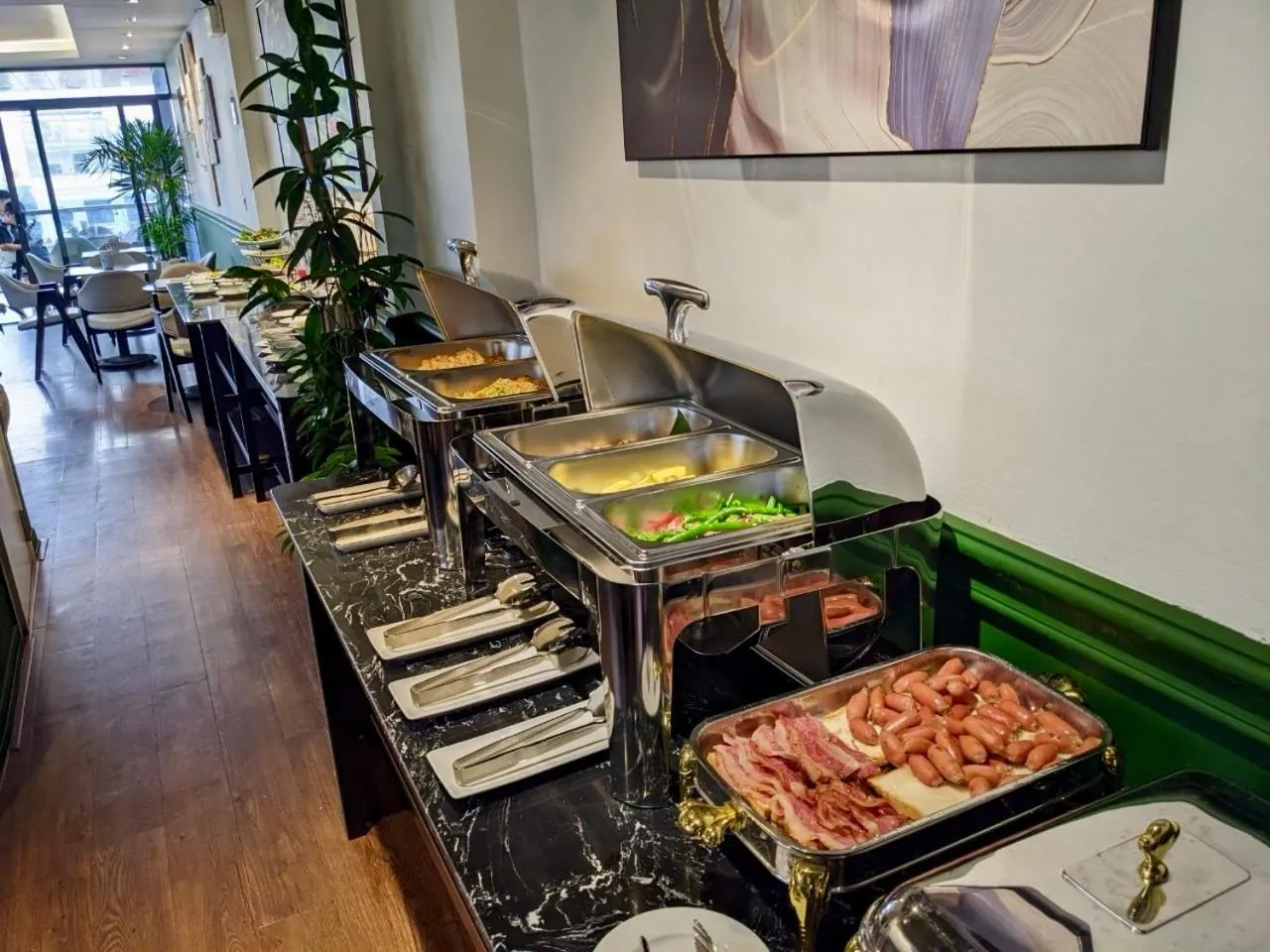 Restaurant/places to eat in 3T Hotel Hanoi