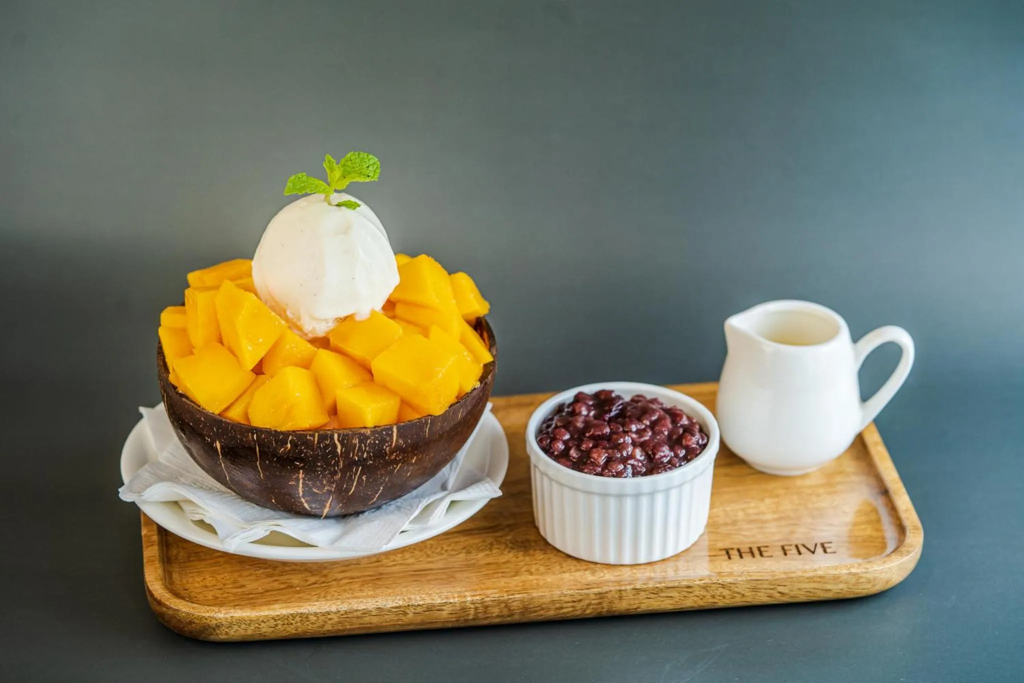 Restaurant/places to eat in The Five Residences Hanoi