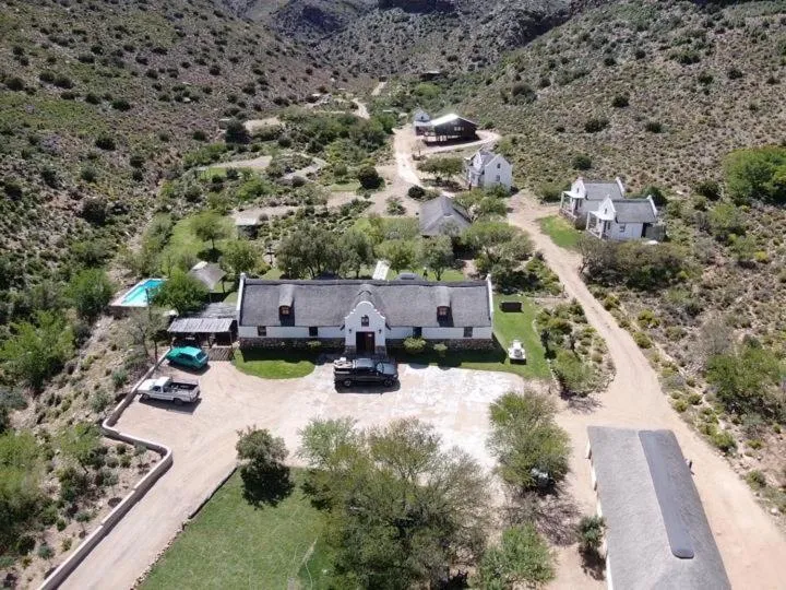 Property building in Bushman Valley