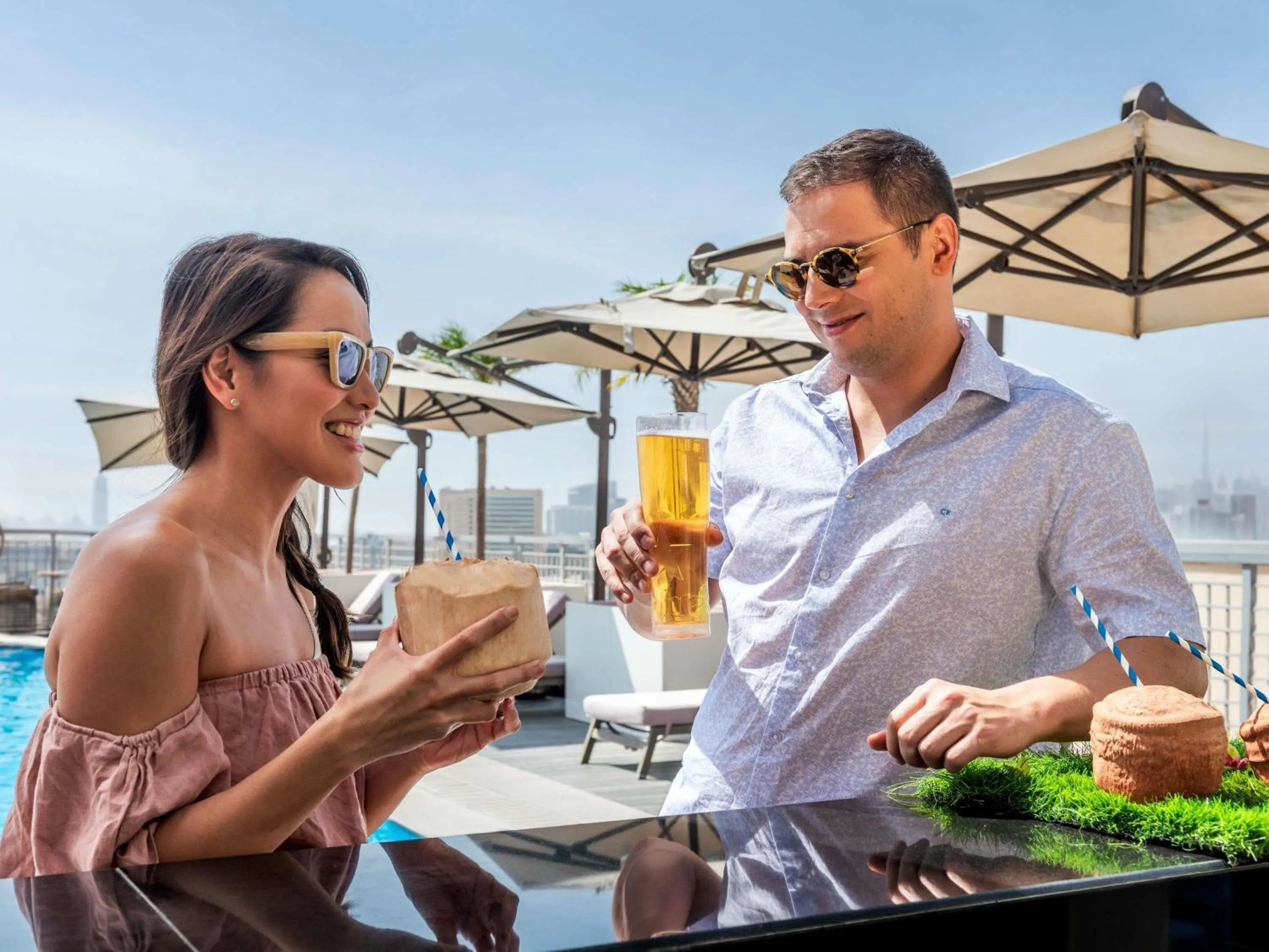 Lounge or bar in Novotel Dubai Gold District