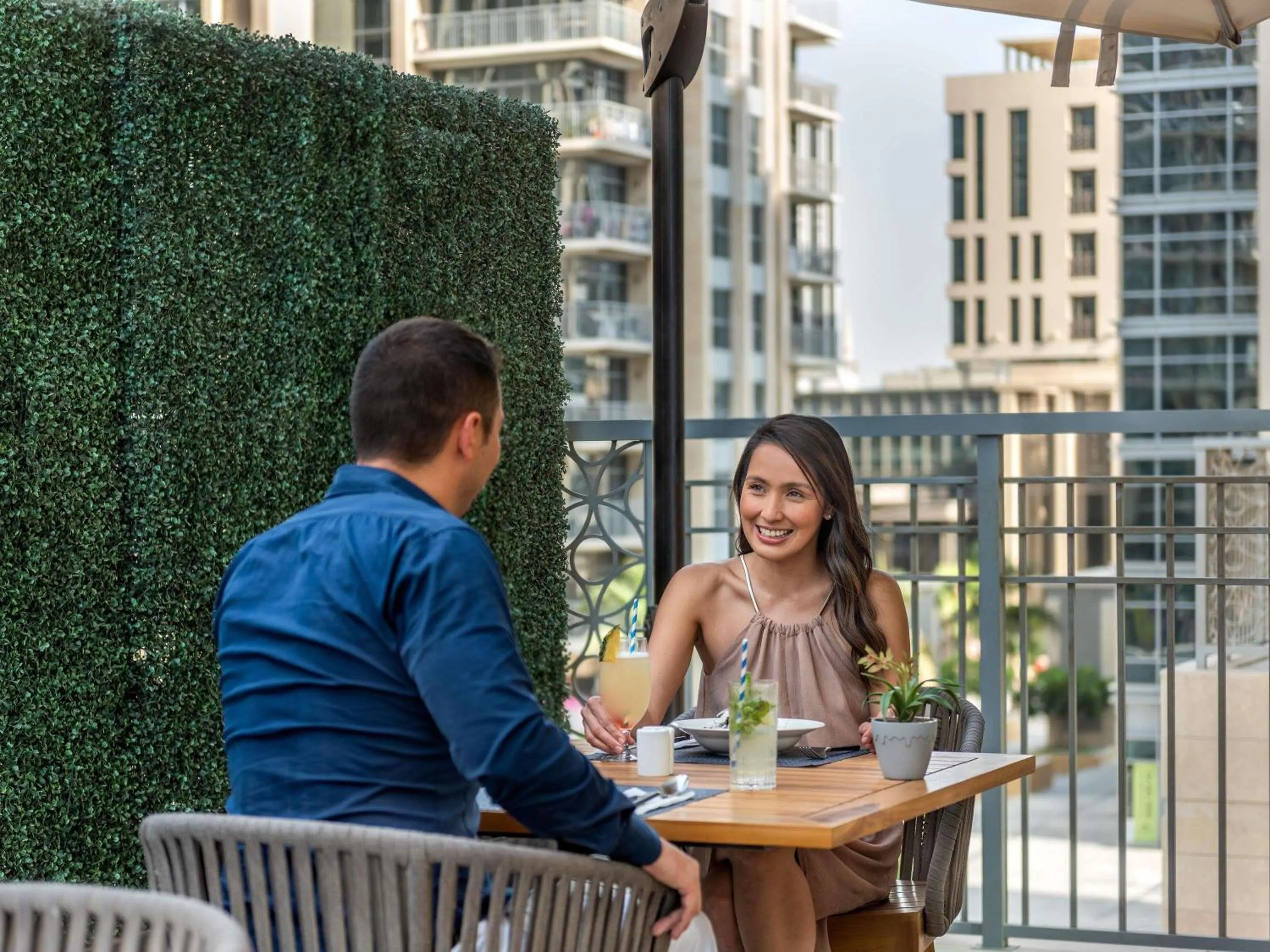 Restaurant/places to eat in Novotel Dubai Gold District