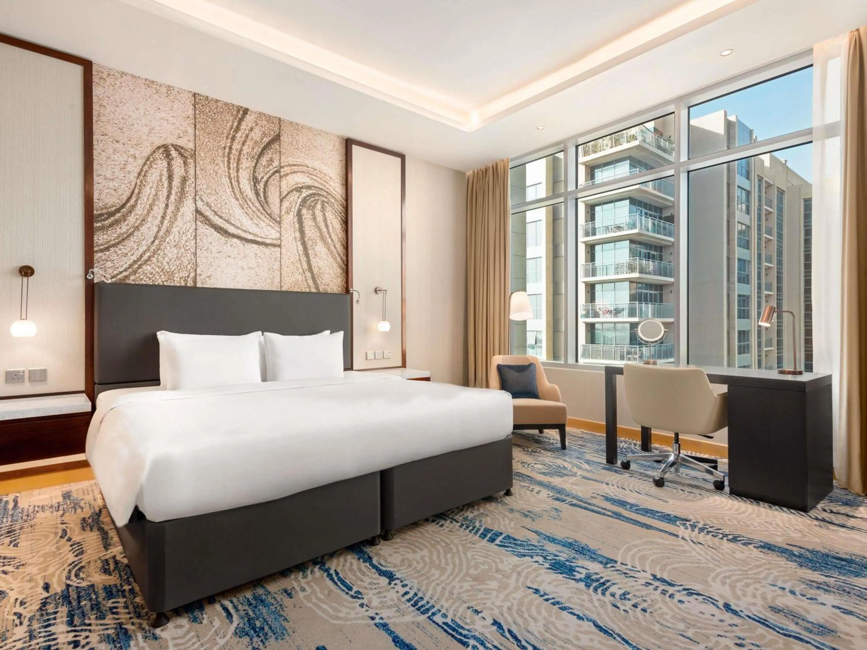 Bedroom, Bed in Novotel Dubai Gold District